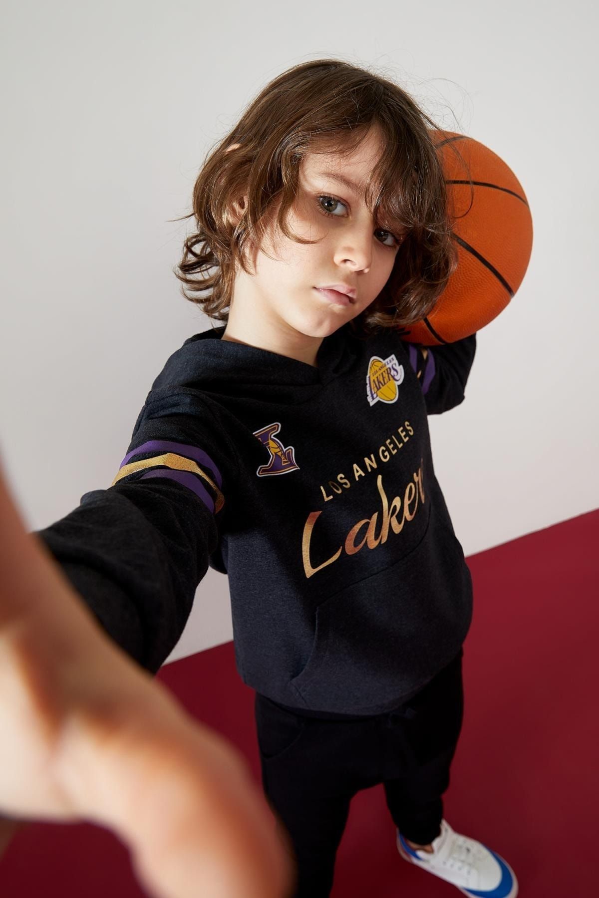 Defacto Erkek Çocuk Nba Los Angeles Lakers Kapüşonlu Sweatshirt