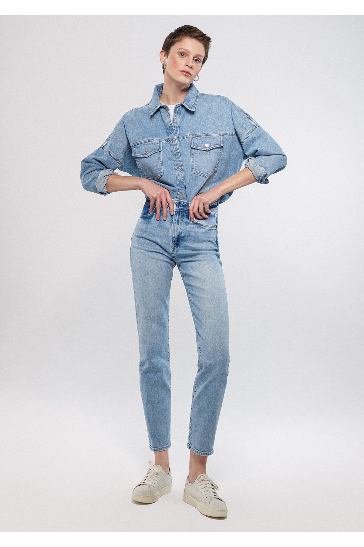 Mavi Soho Açık Gölgeli Premium Blue Jean Pantolon 101213-84108