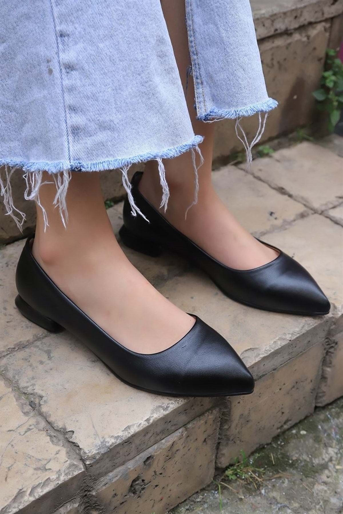 TRENDBU AYAKKABI Kadın Siyah Babet Topuklu Ayakkabı - Siyah - 39