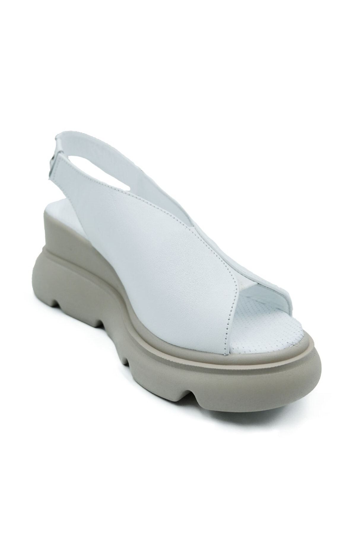 Pierre Cardin Kadın Gerçek Deri Dolgu Topuk Sandalet Pc-7179