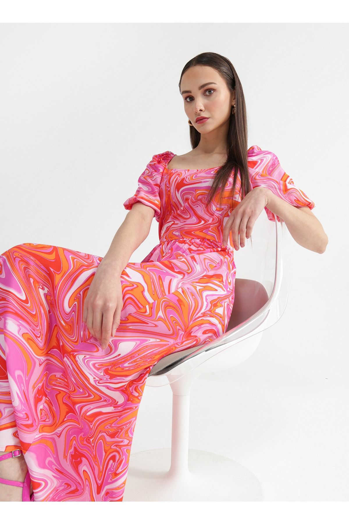 Fabrika Kalp Yaka Desenli Pembe - Çok Renkli Midi Kadın Elbise Mendele