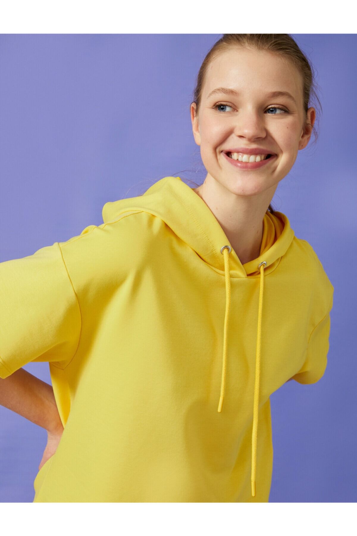 Koton Kadın Sarı Kısa Kollu Sweatshirt