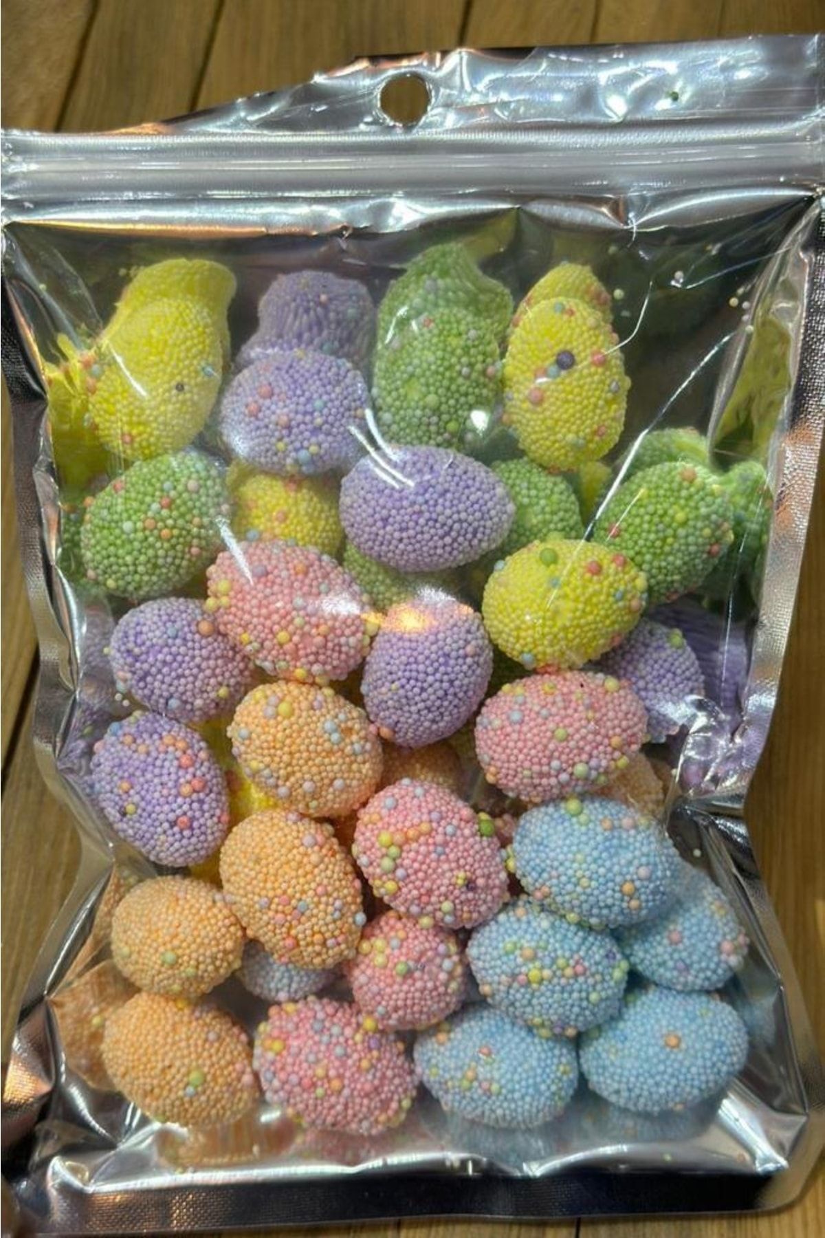 BeySüS Paskalya Yumurta Renkli Mini Parçacıklı 36 Lı