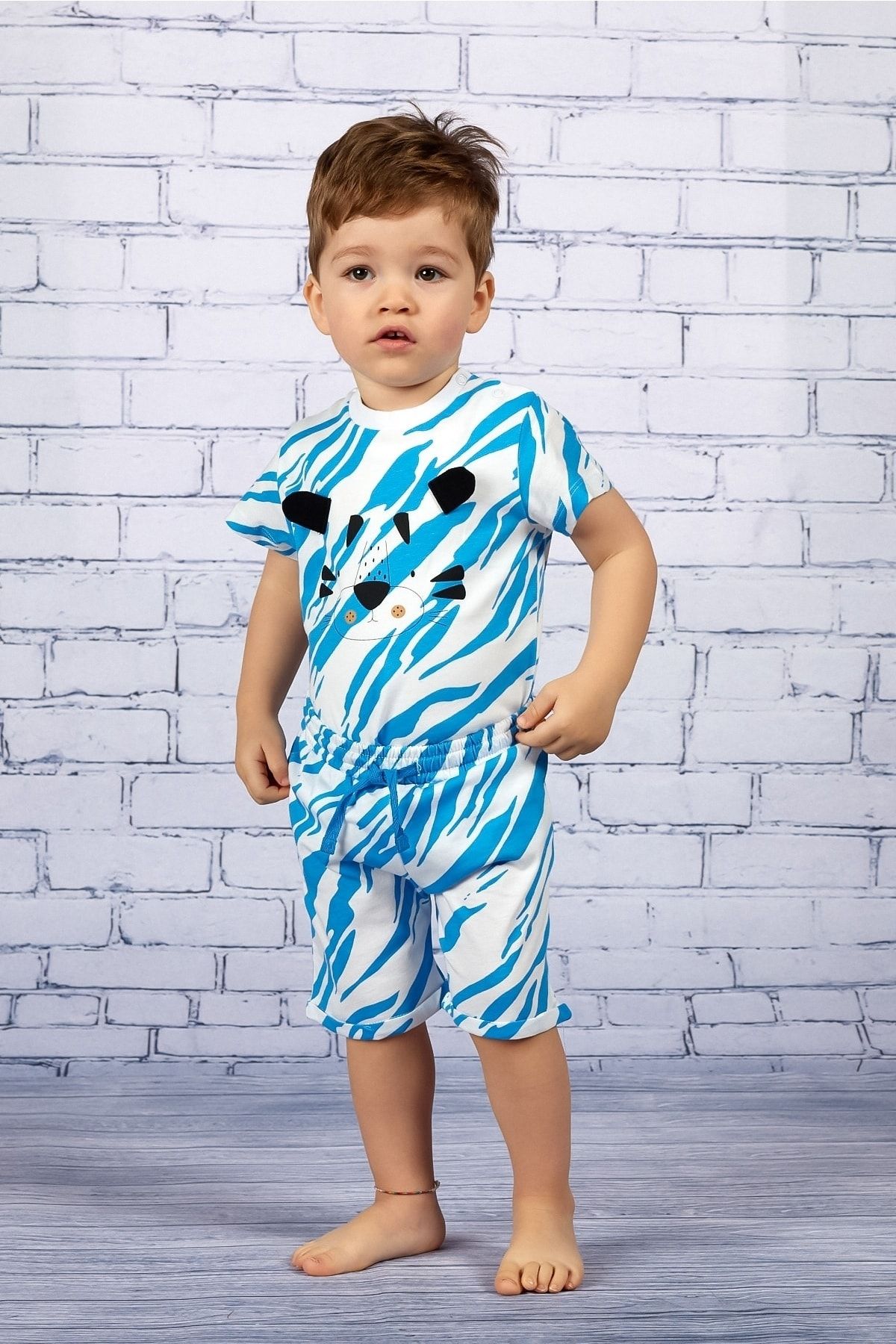 Zeyland Erkek Bebek Baskılı Mavi Desenli T-shirt Ve Şort Takım