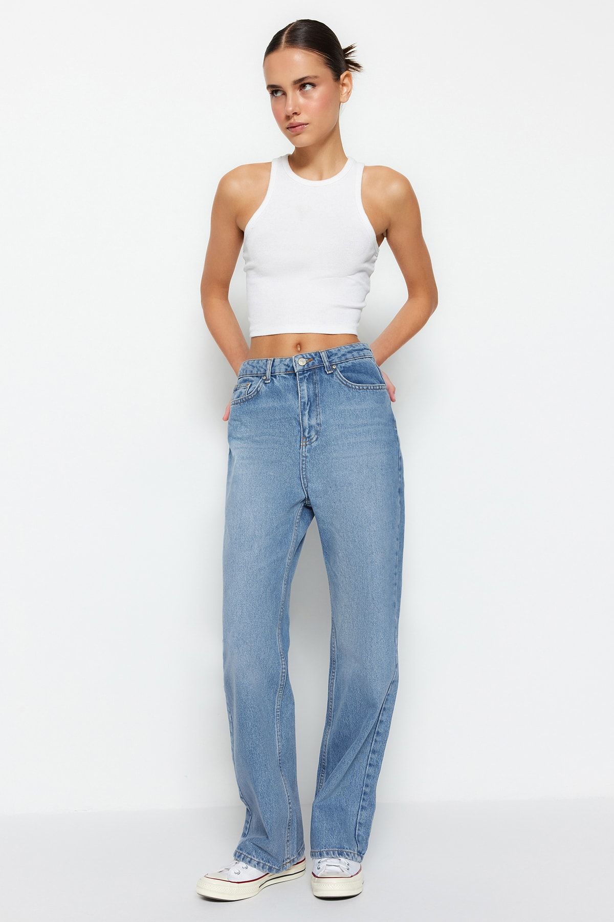 TRENDYOLMİLLA Mavi Yüksek Bel Uzun Straight Jeans TWOAW22JE0249