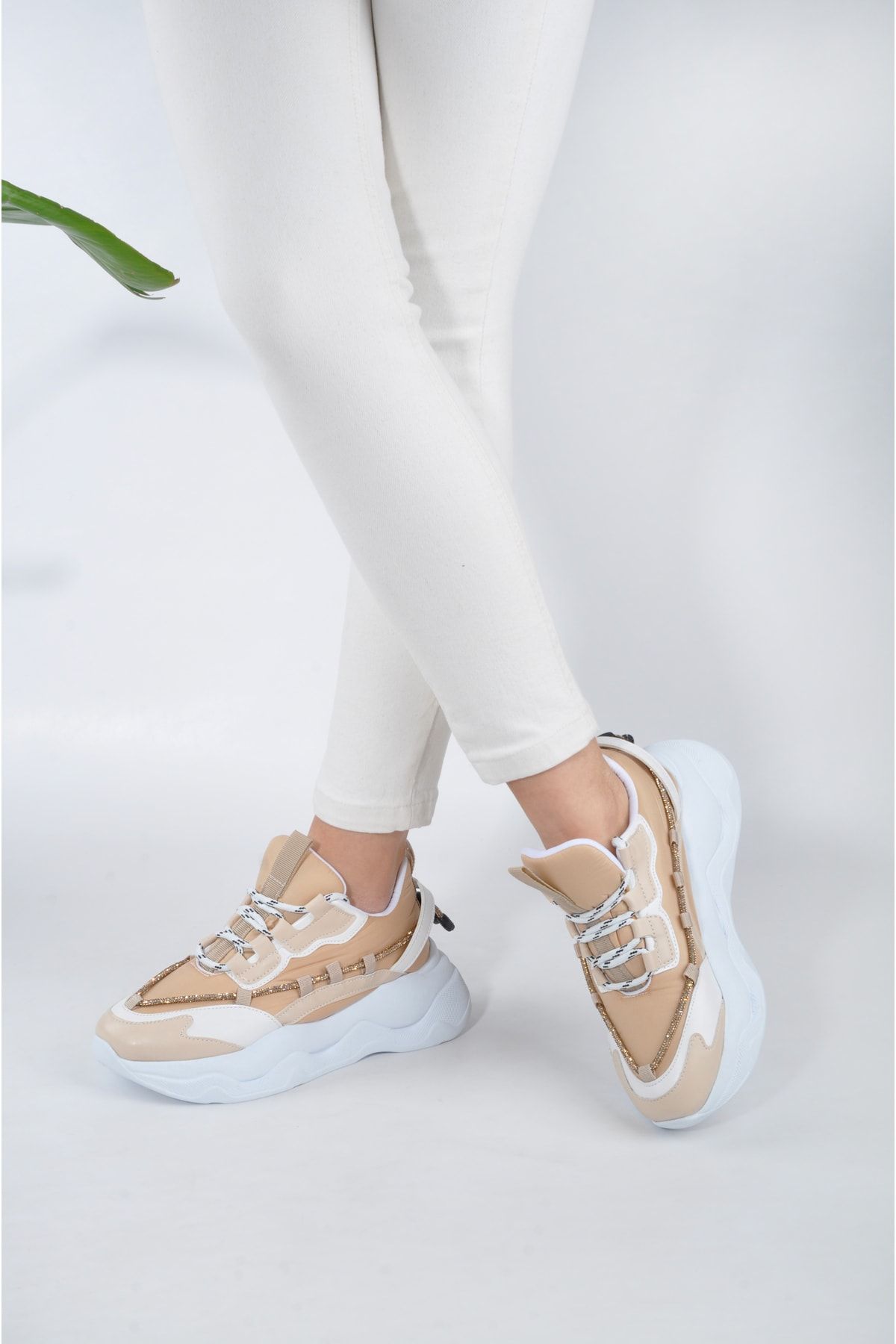 KOTAN Bej Kalın Taban Rahat Bağcıklı Kadın Sneaker Spor Ayakkabı