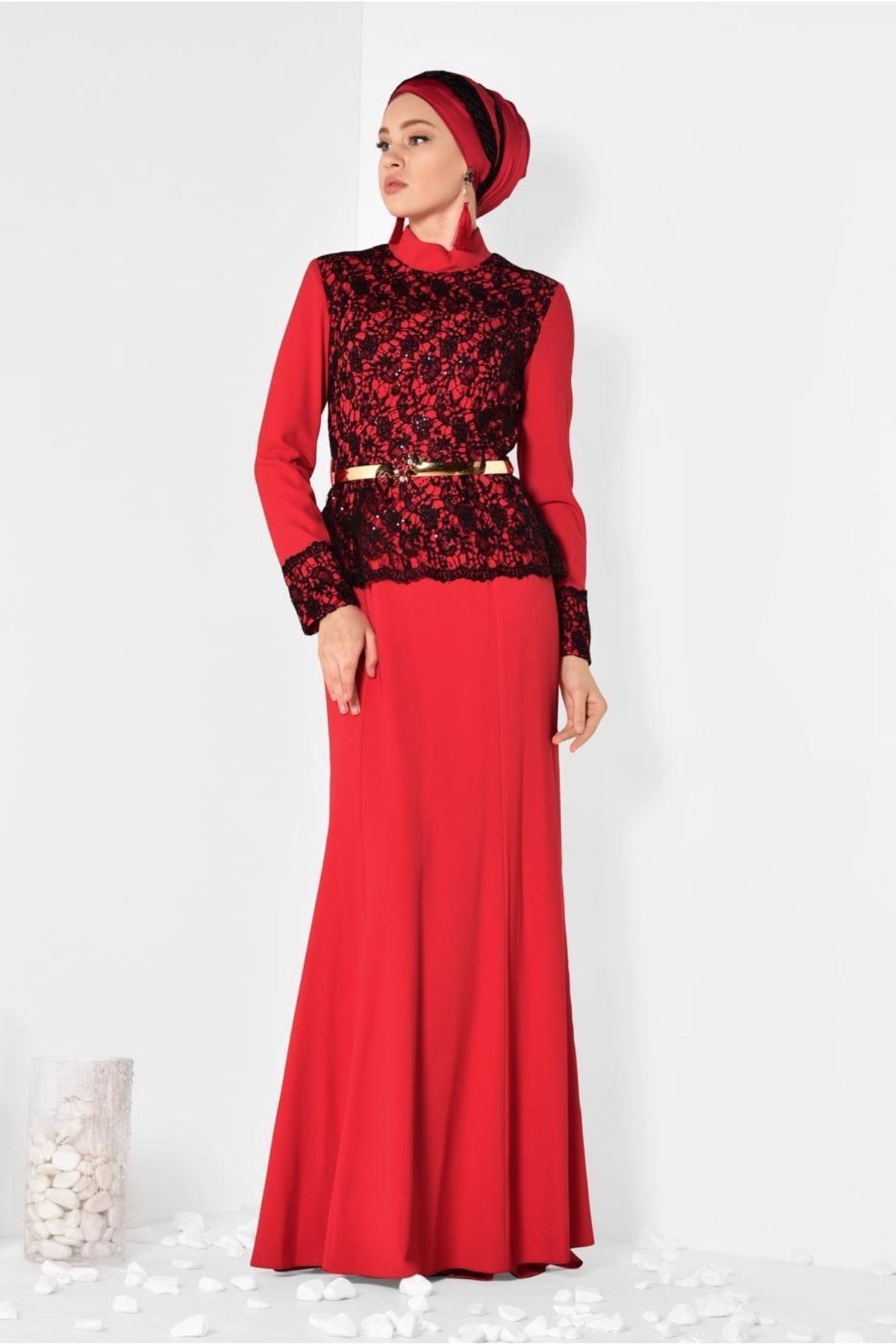 TRENDTESETTÜR Kadın Kırmızı Dantel Detaylı Abiye Elbise 5987
