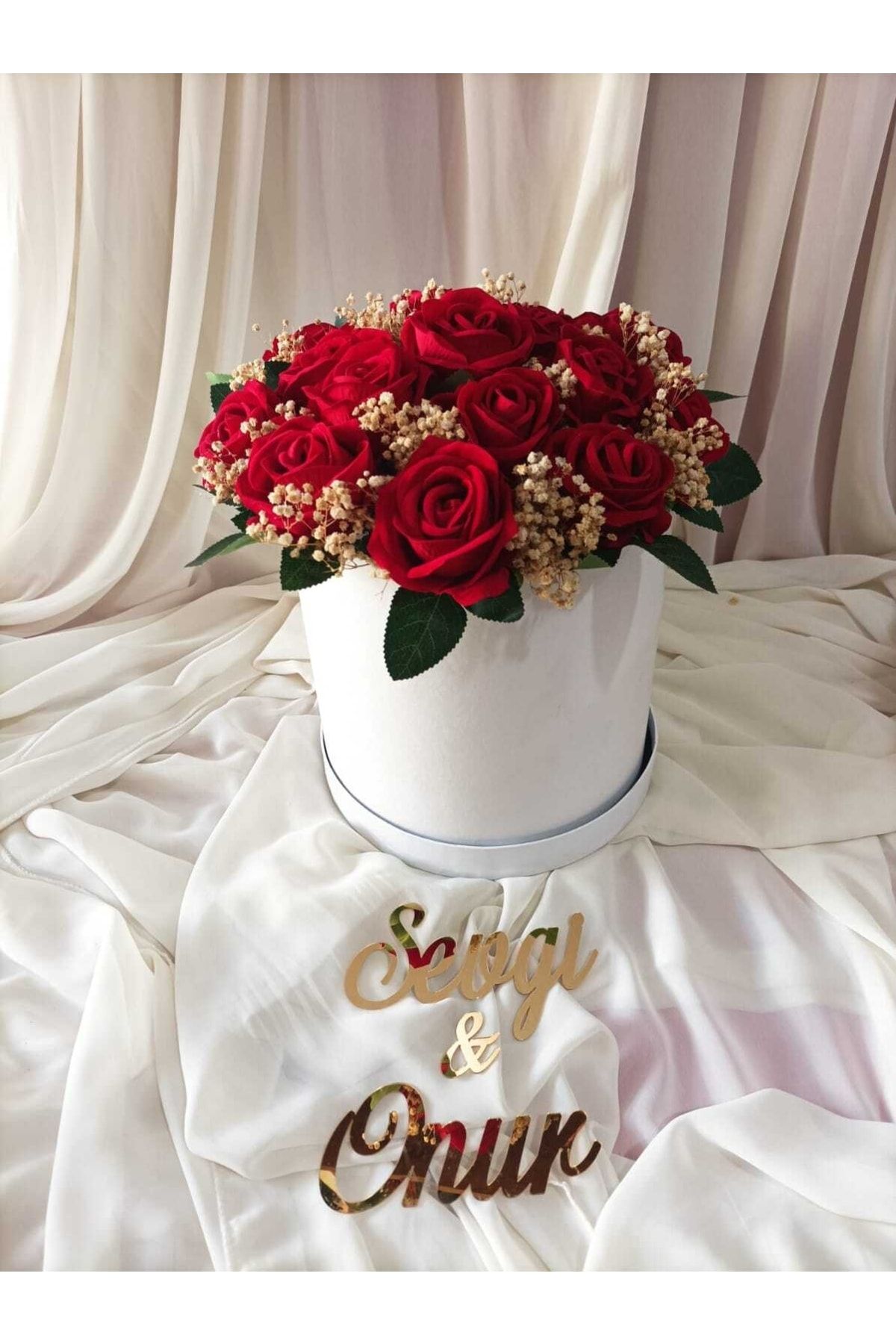 Destina Tasarım Büyük Boy Beyaz Kutuda Kırmızı Gül/kız Isteme Çiçeği/yapay Söz Çiçeği