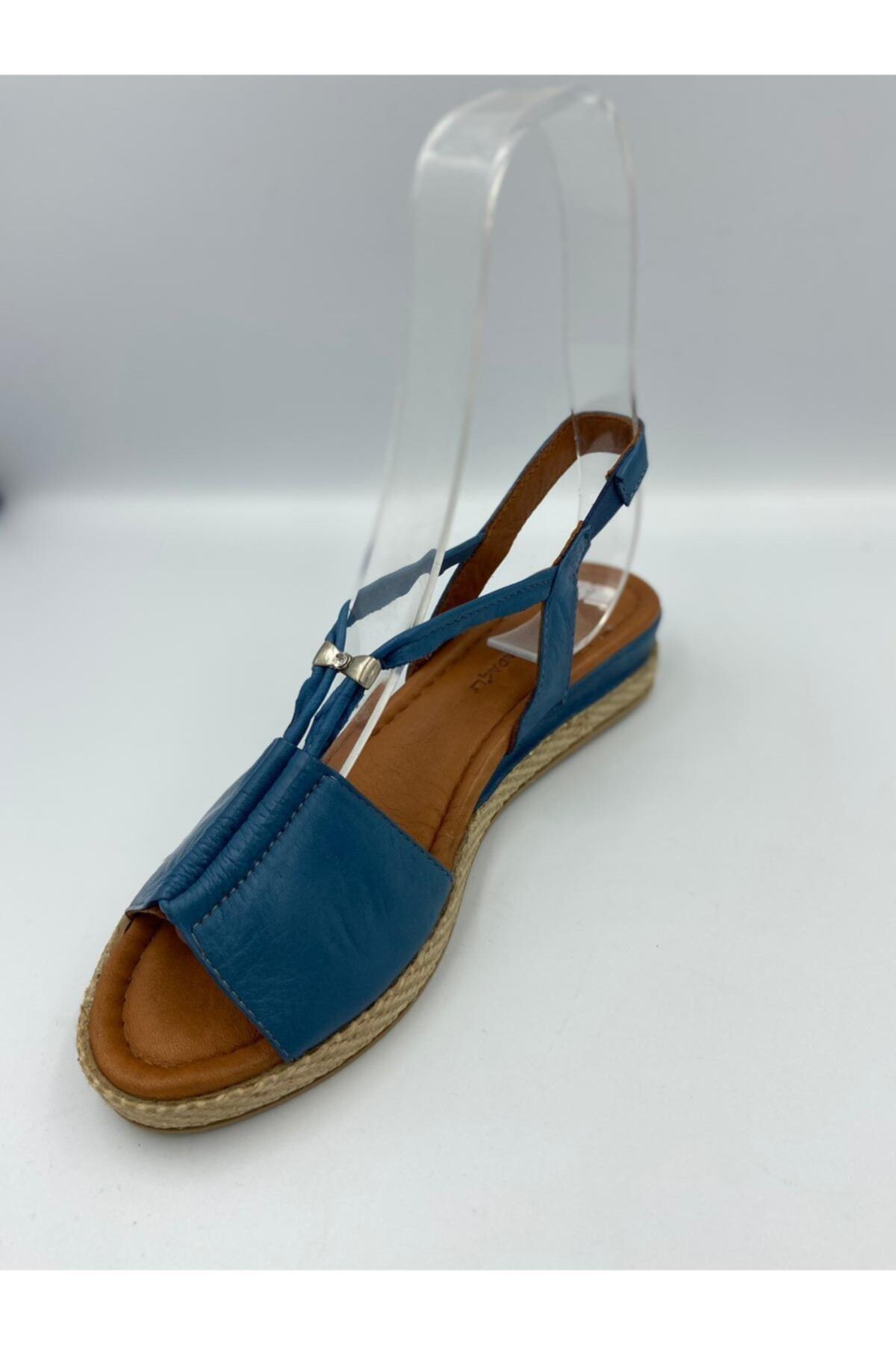 Zeyn Kadın Mavi Deri Sandalet
