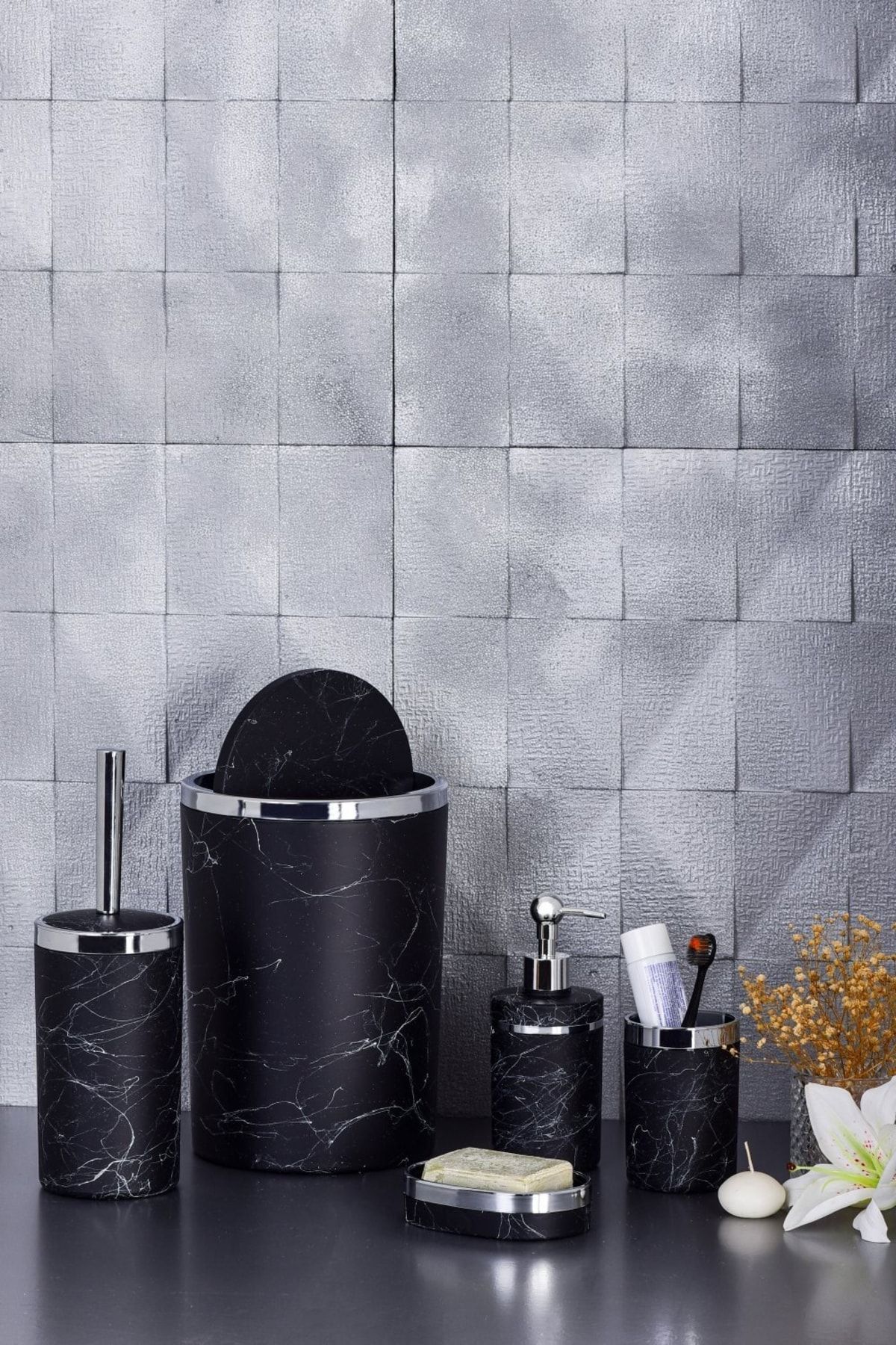 İmera Akrilik Yapım Gümüş Çizgi Siyah Mermer Desen Yuvarlak Granit Banyo Takımı 5'li Banyo Seti Siyah