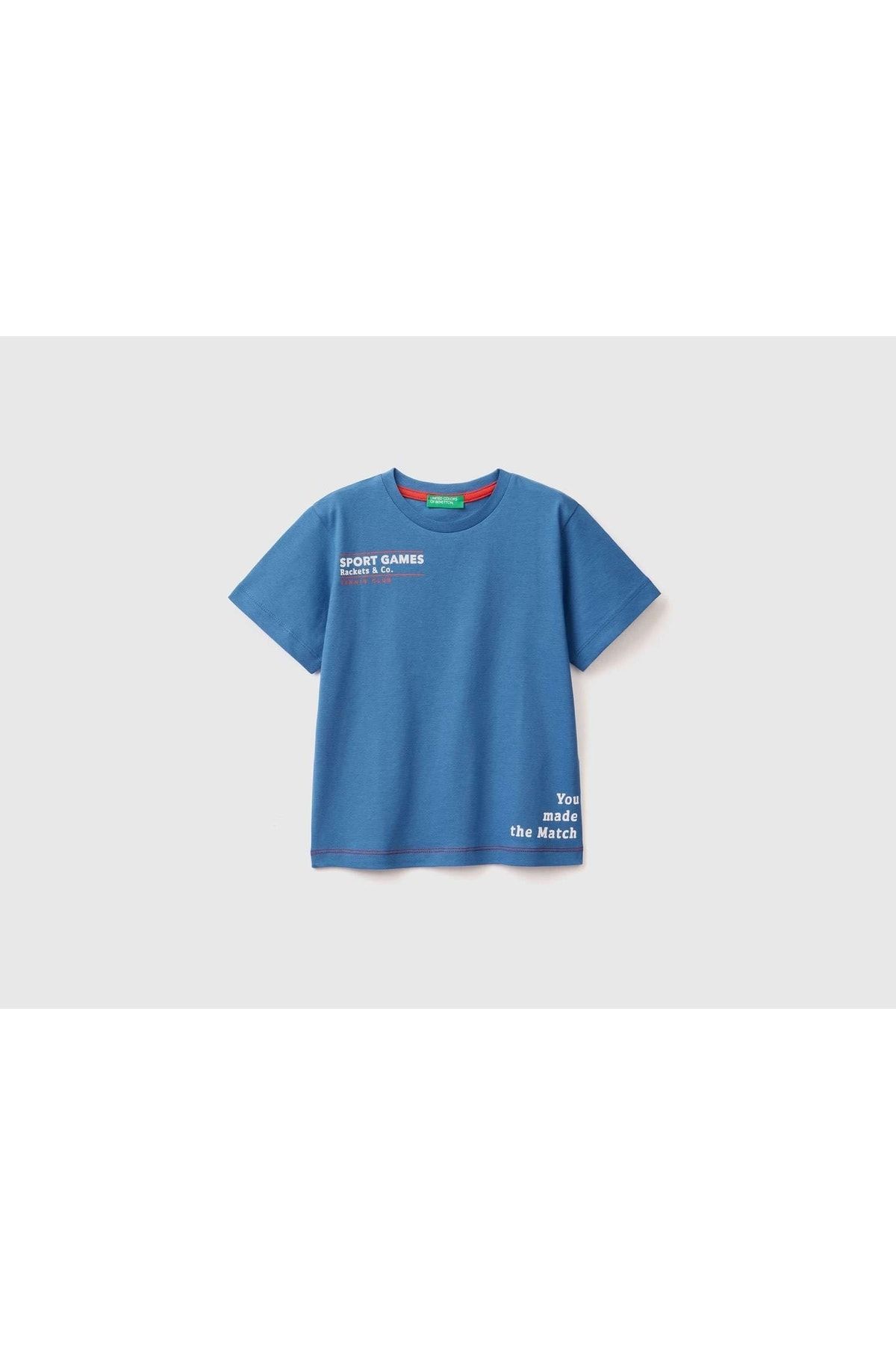 United Colors of Benetton Erkek Çocuk Mavi Dikiş Detaylı Slogan Baskılı T-shirt