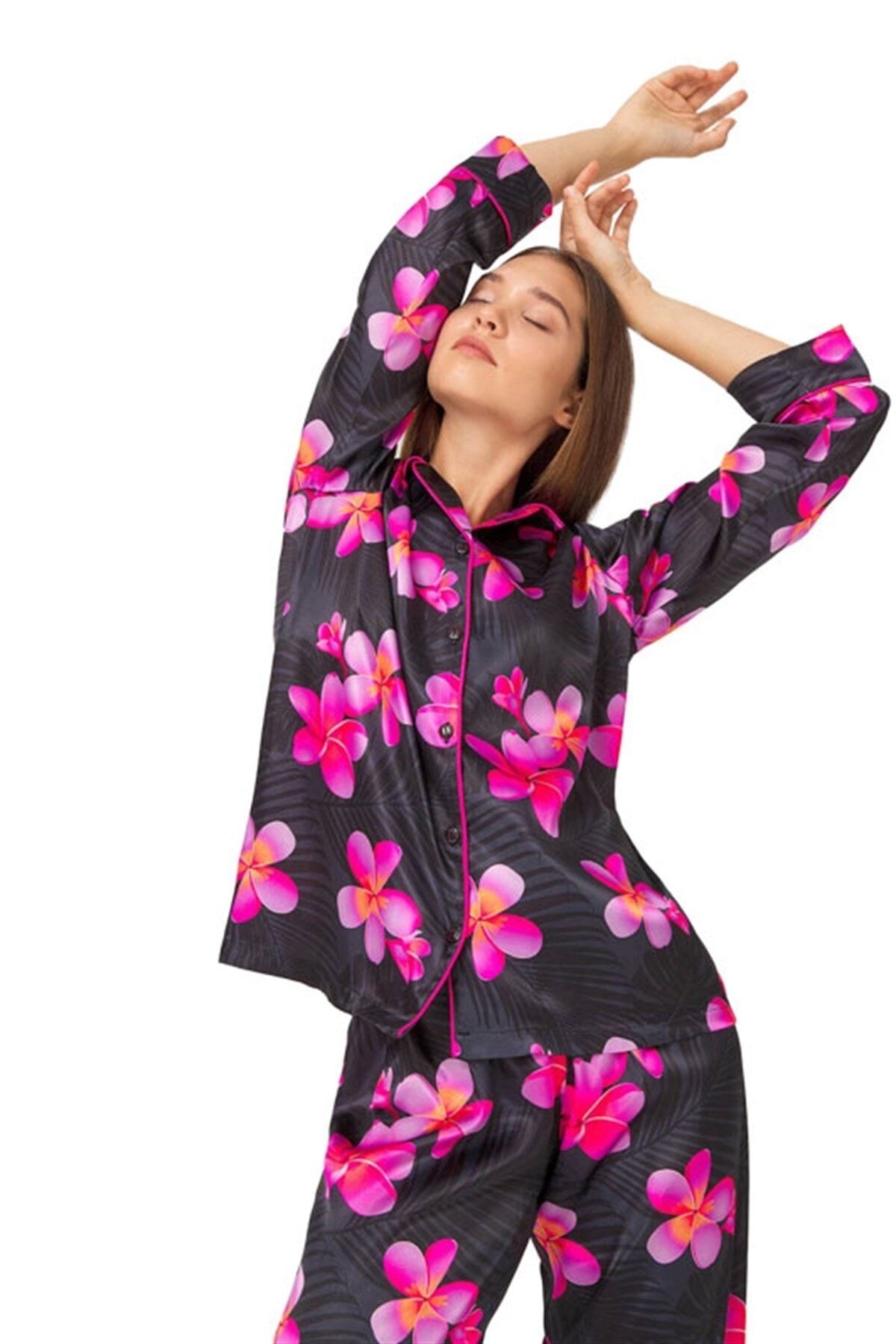 Cottonhill Kadın Siyah Pembe Çiçek Desenli Önden Düğmeli Saten Kadın Pijama Takımı