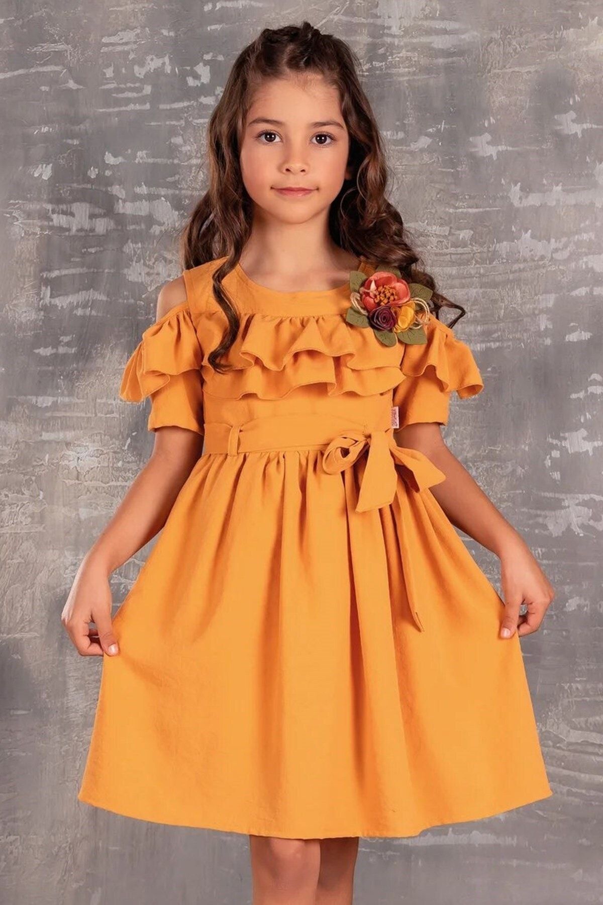 Minik Dolap Yakası Fırfırlı Kız Çocuk Elbisesi