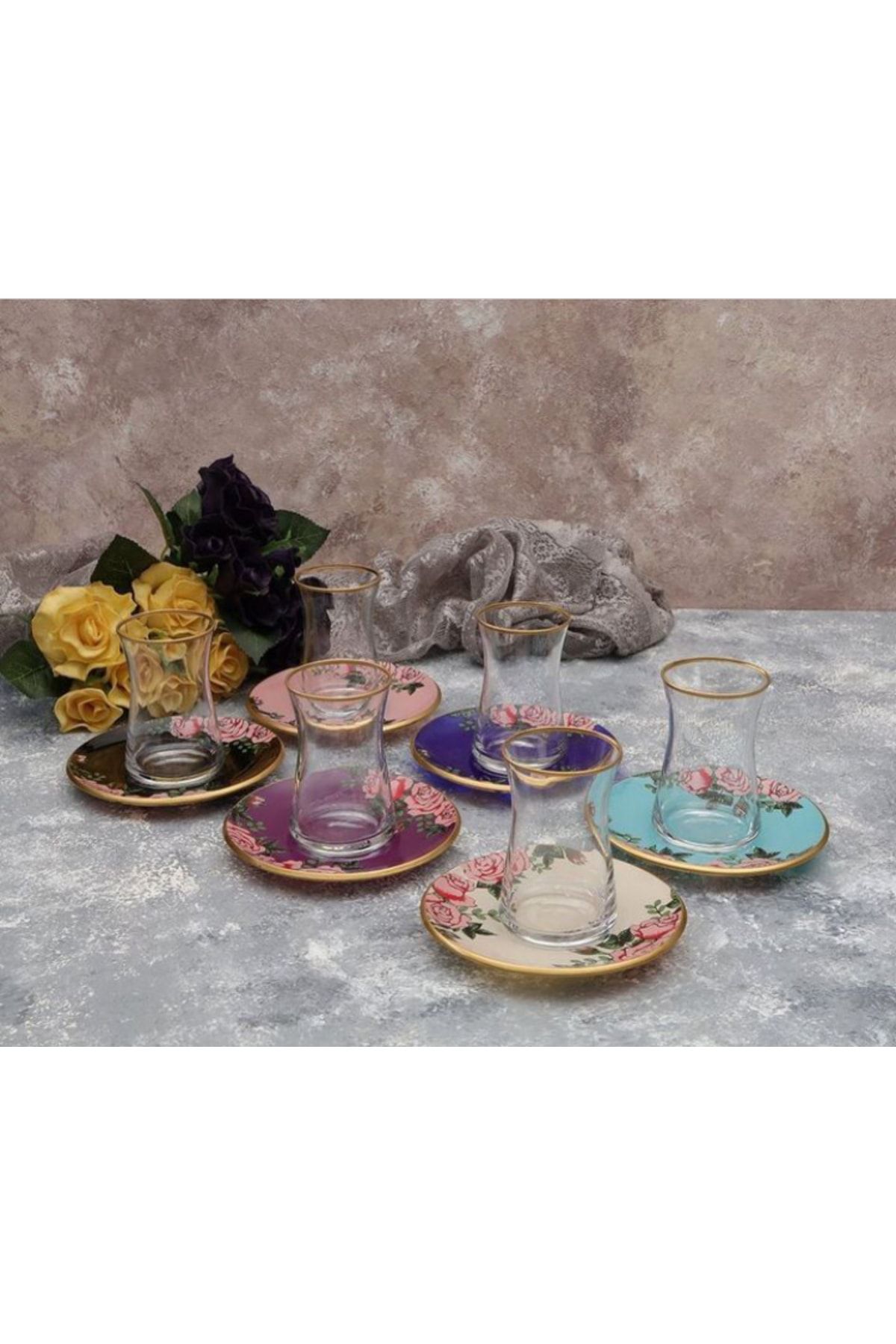 Pink&More Gül Desenli Altın Yaldızlı 12 Parça Çay Seti 6 Kişilik