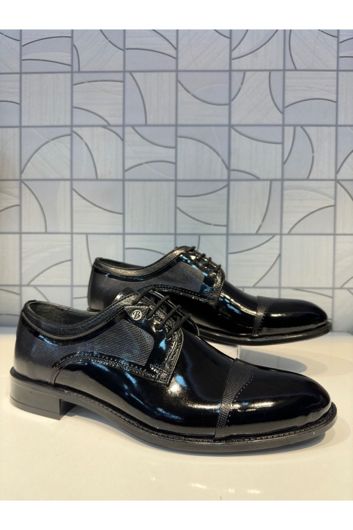 Anıl Ayakkabı 16651 Erkek Siyah Rugan Deri Klasik Bağcıklı Ayakkabı
