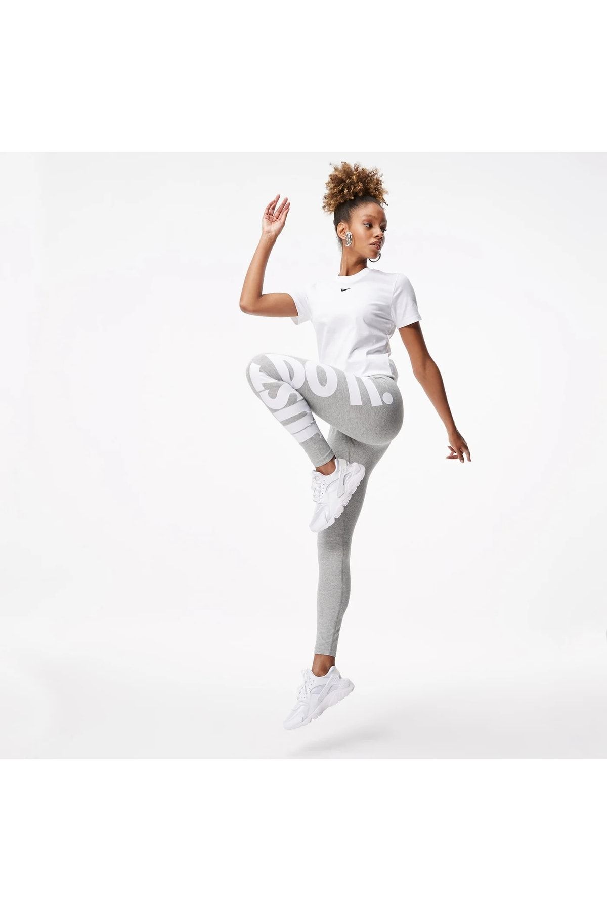 Nike Sportswear Essential Yüksek Belli Grafikli Kadın Gri Tayt