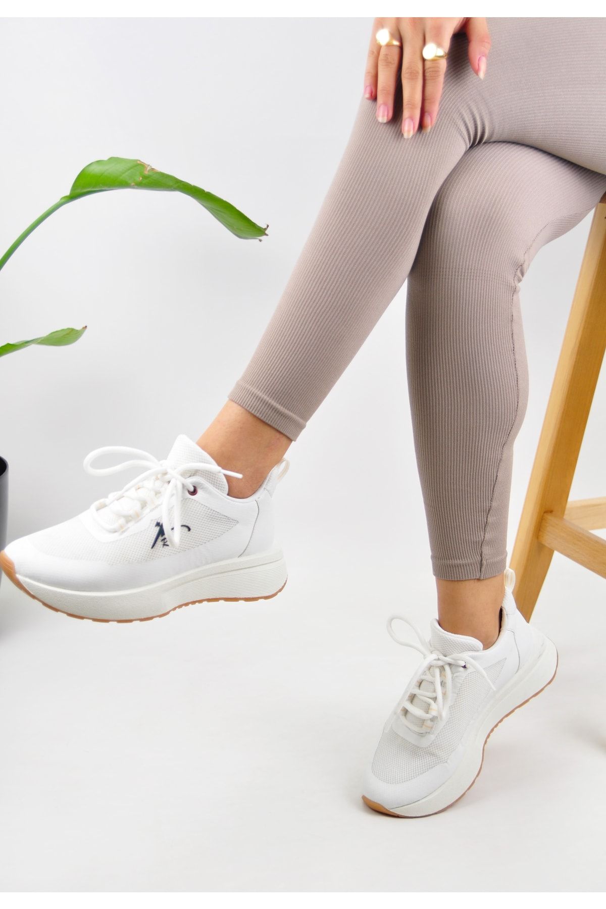 KOTAN Bağcık Detaylı Rahat Beyaz Kadın Sneakers Kadın Spor Ayakkabı