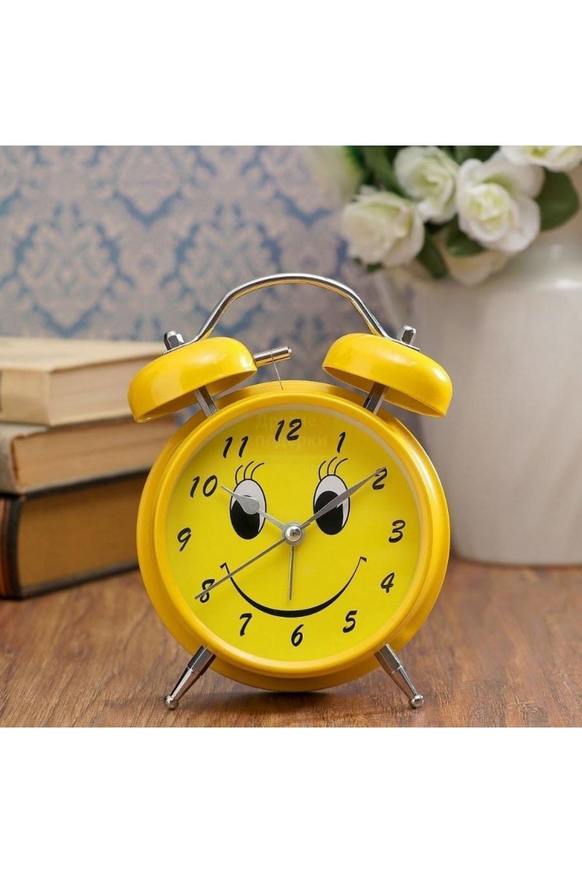SUME Dekoratif Gülen Yüz Emojili Işıklı Masa Saati Metal Çalar Saat