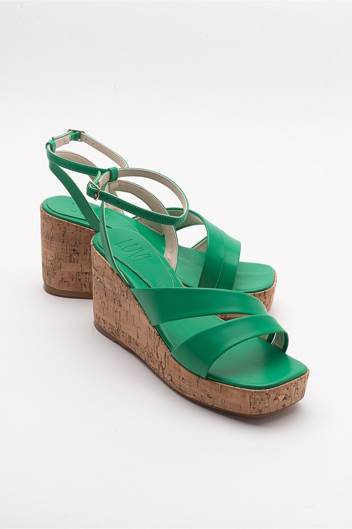 luvishoes Ductus Yeşil Cilt Dolgu Taban Kadın Sandalet