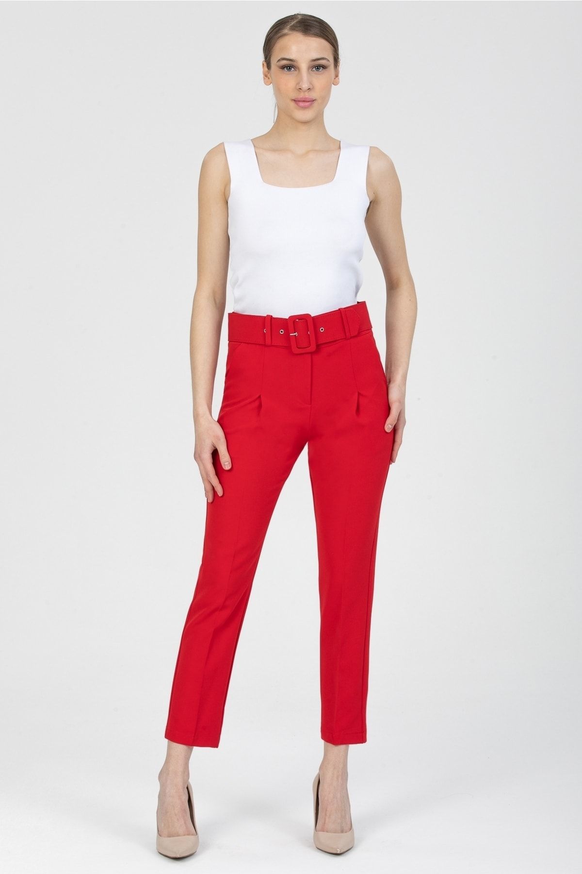 MD trend Kadın Kırmızı Cepli Havuç Kesim Kemerli Kumaş Pantolon