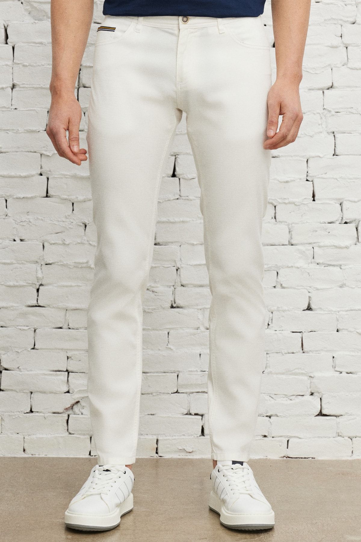 AC&Co / Altınyıldız Classics Erkek Beyaz Slim Fit Dar Kesim 5 Cep Esnek Chino Pantolon