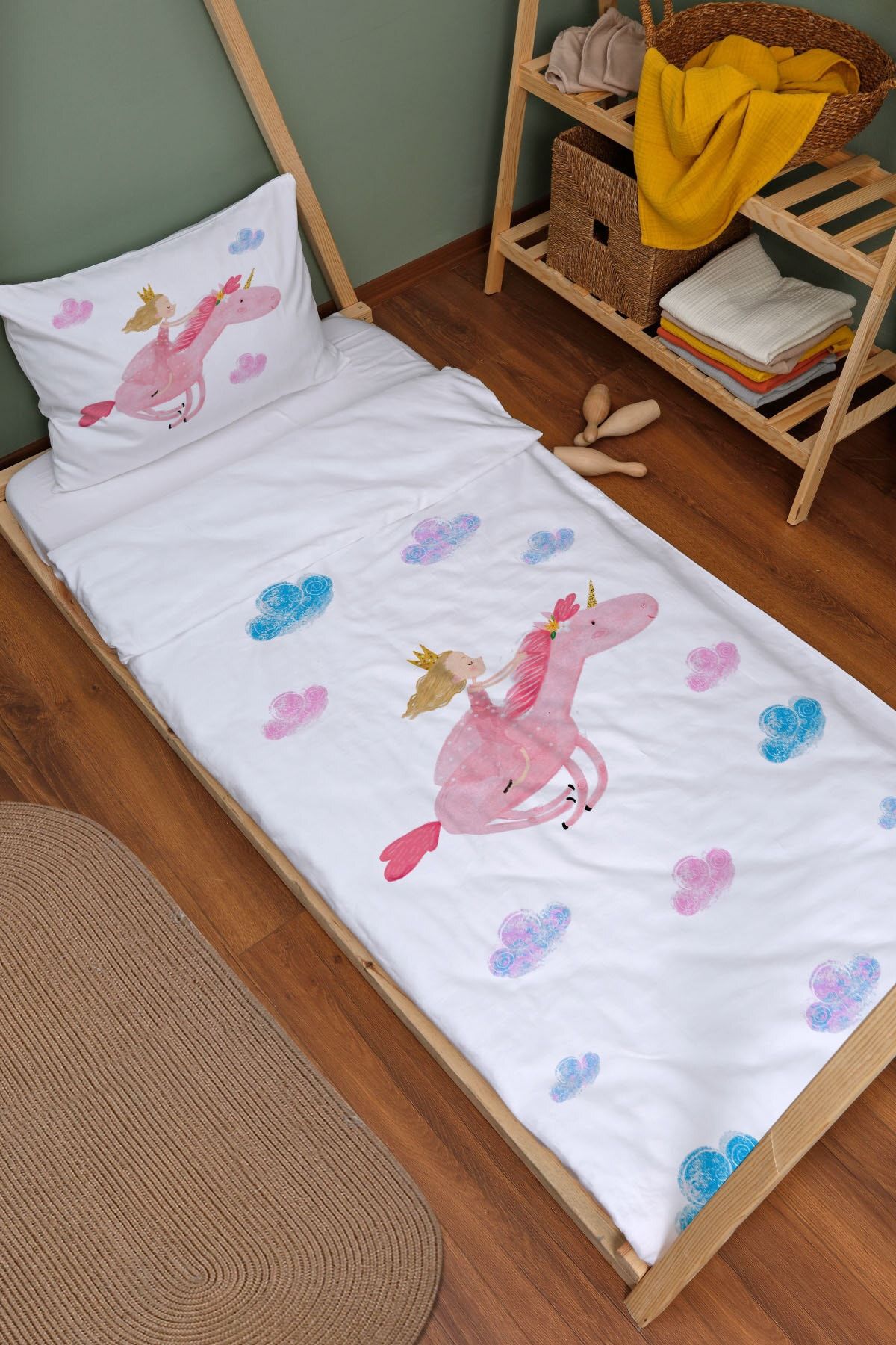 Tuğba Kuğu Organik Montessori Nevresim Takımı (100X200) - For Baby Serisi - Prensesle Uçan Unicorn