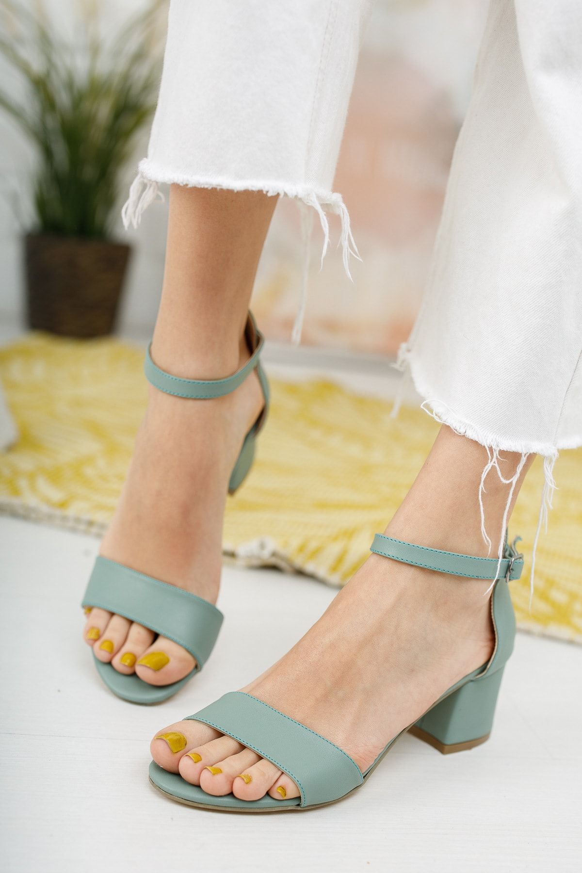 meyra'nın ayakkabıları Yeşil Tek Bant Topuklu Ayakkabı