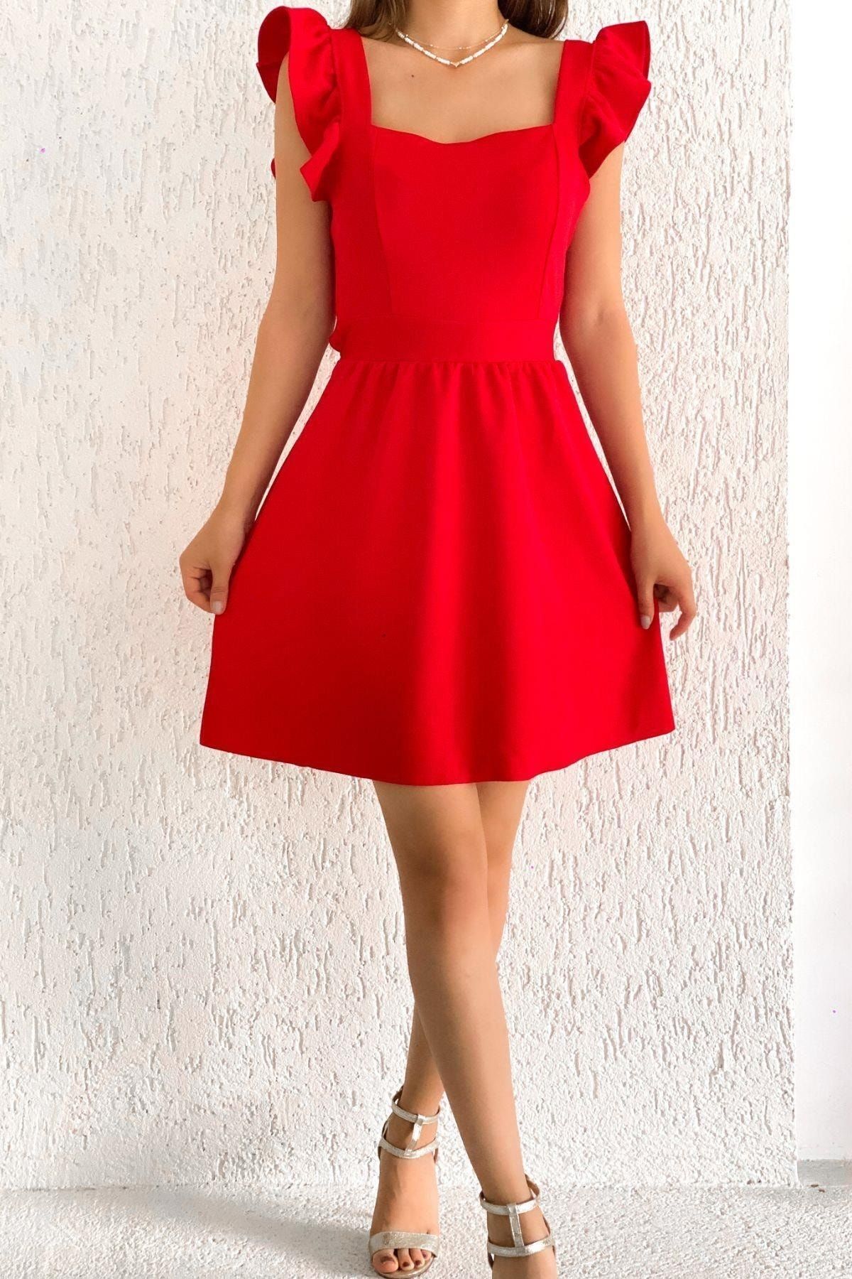 Mossta Sırt Dekolteli Fırfırlı Krep Elbise Kırmızı