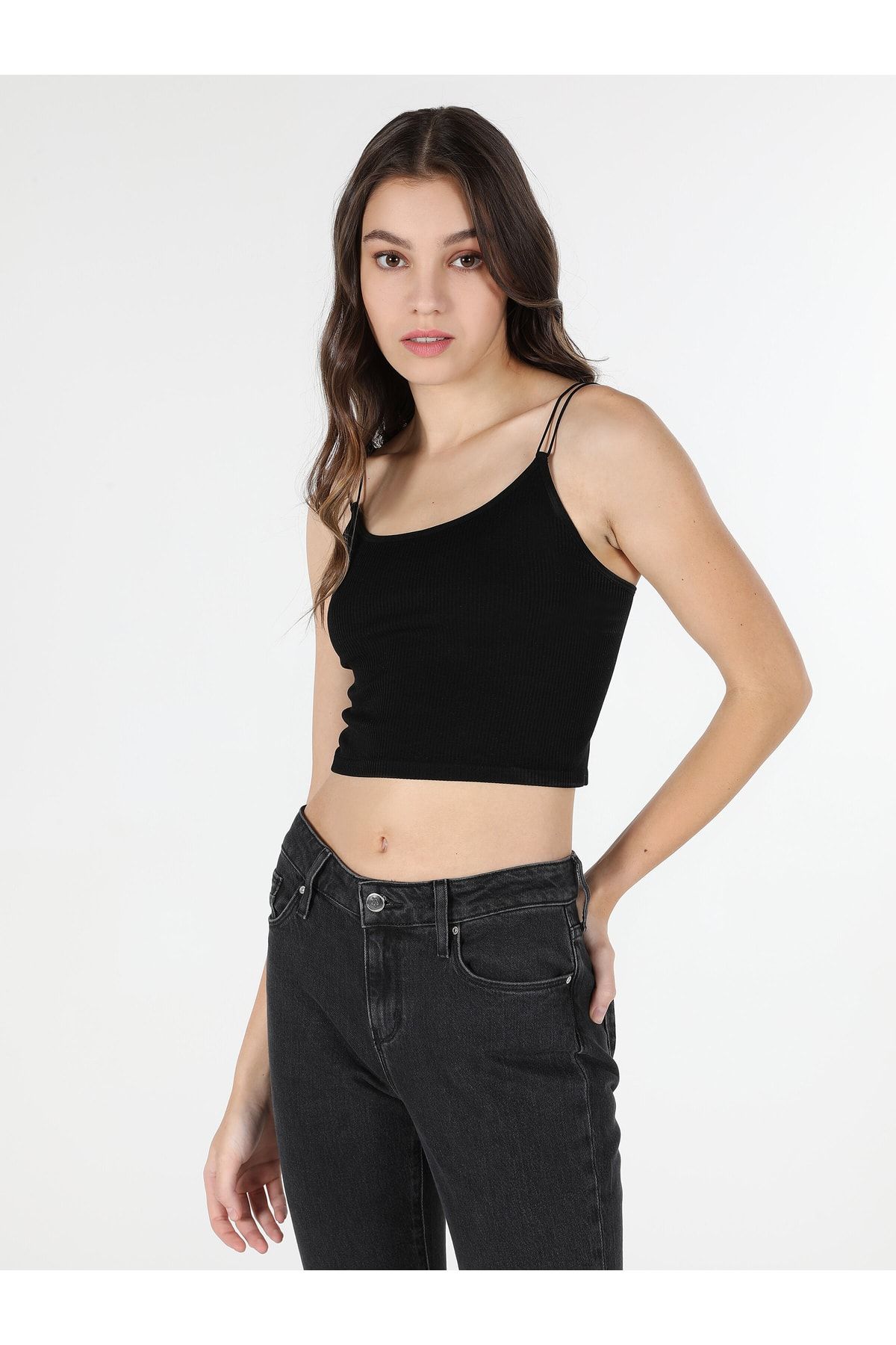 Colin’s Slim Fit Crop Siyah Kadın Atlet