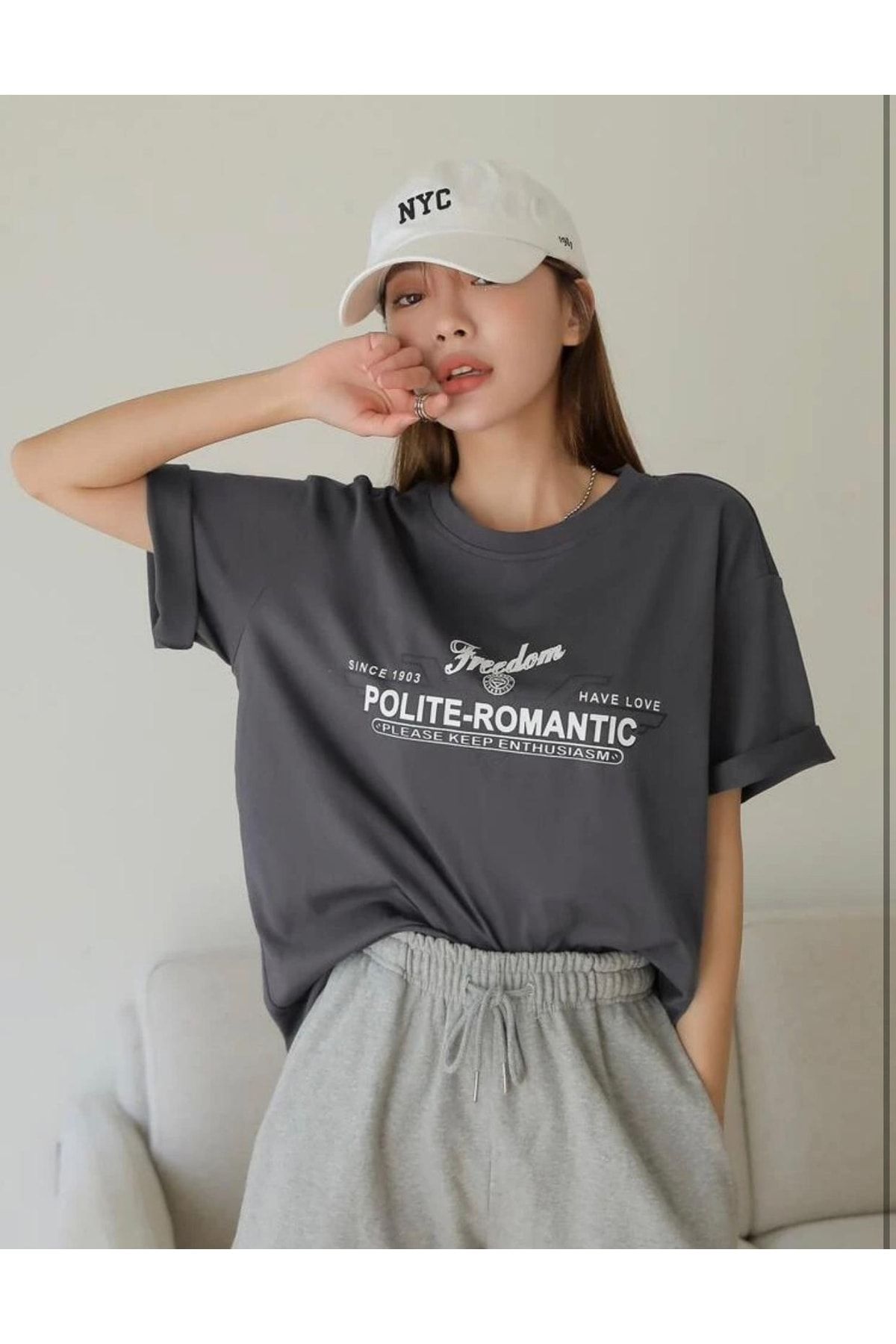 AFROGİYİM Kadın Füme Polite Romantic Baskılı Oversize T-shirt