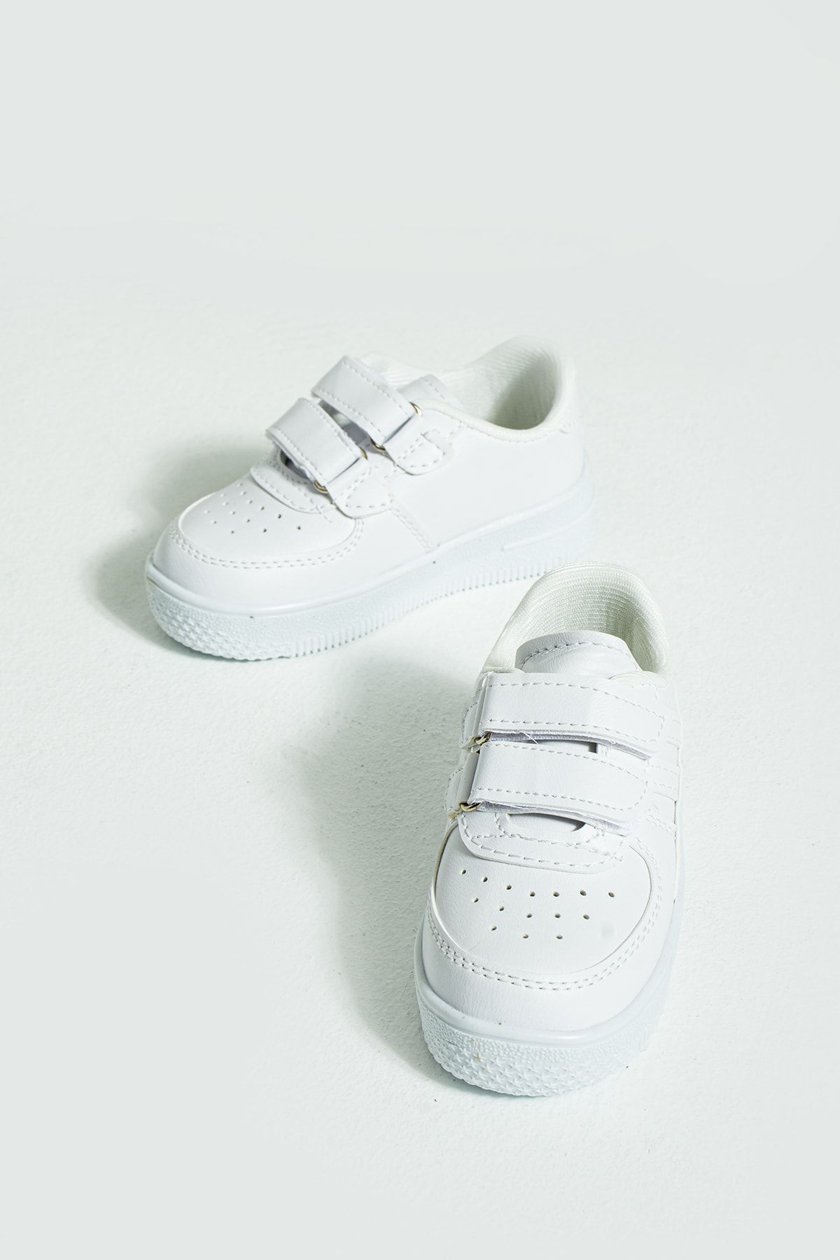 Pembe Potin Çocuk Unisex Beyaz Sneakers Cırtlı Spor Rahat Çocuk Ayakkabısı