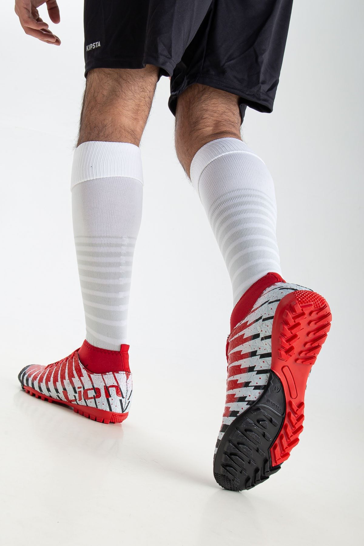 Freemax Unisex Çoraplı Halı Saha Futbol Ayakkabısı Siyah Kırmızı