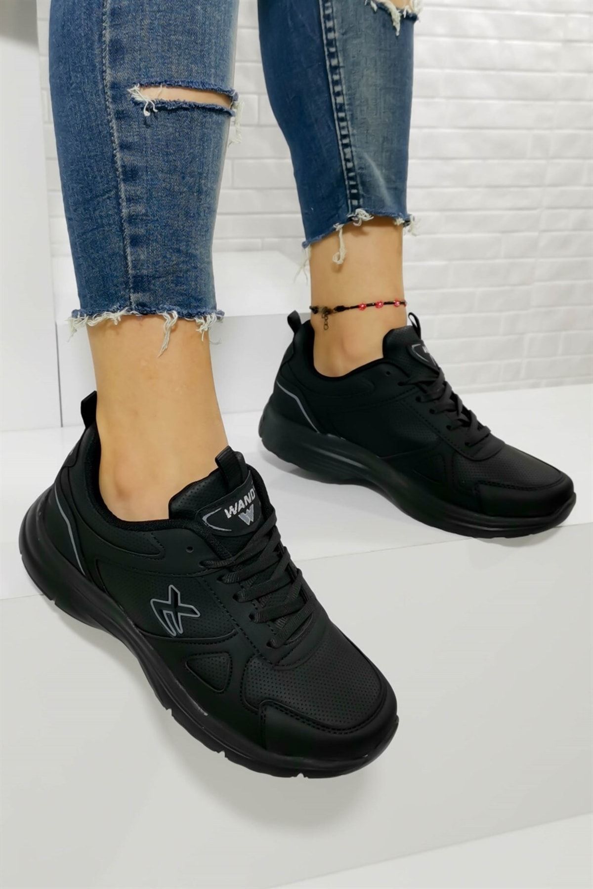 Aymood Siyah - Bağcıklı Rahat Spor Ayakkabı