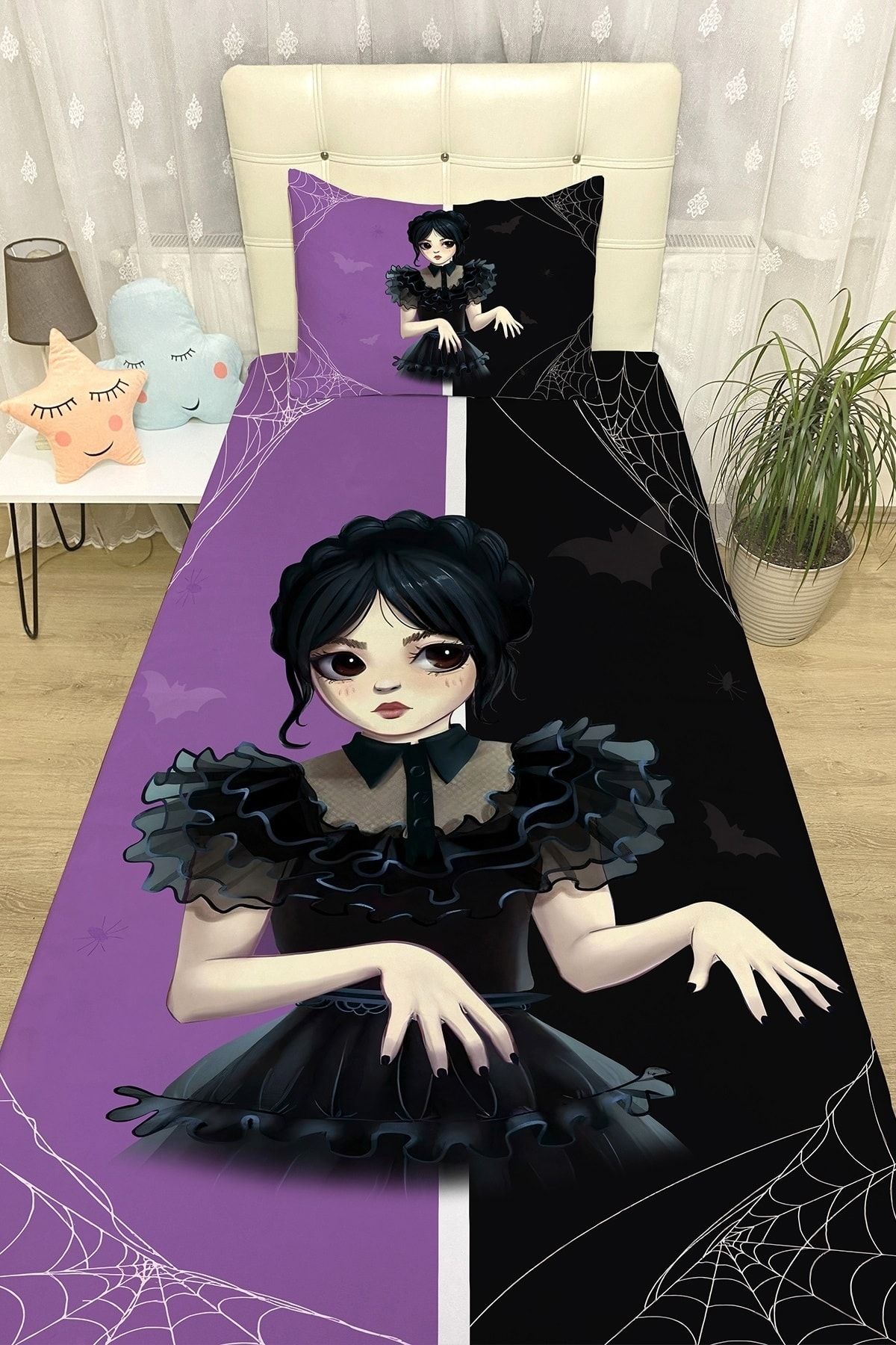 Evpanya Mor Siyah Wednesday Addams Desenli Yatak Örtüsü Ve Yastık Kılıfı