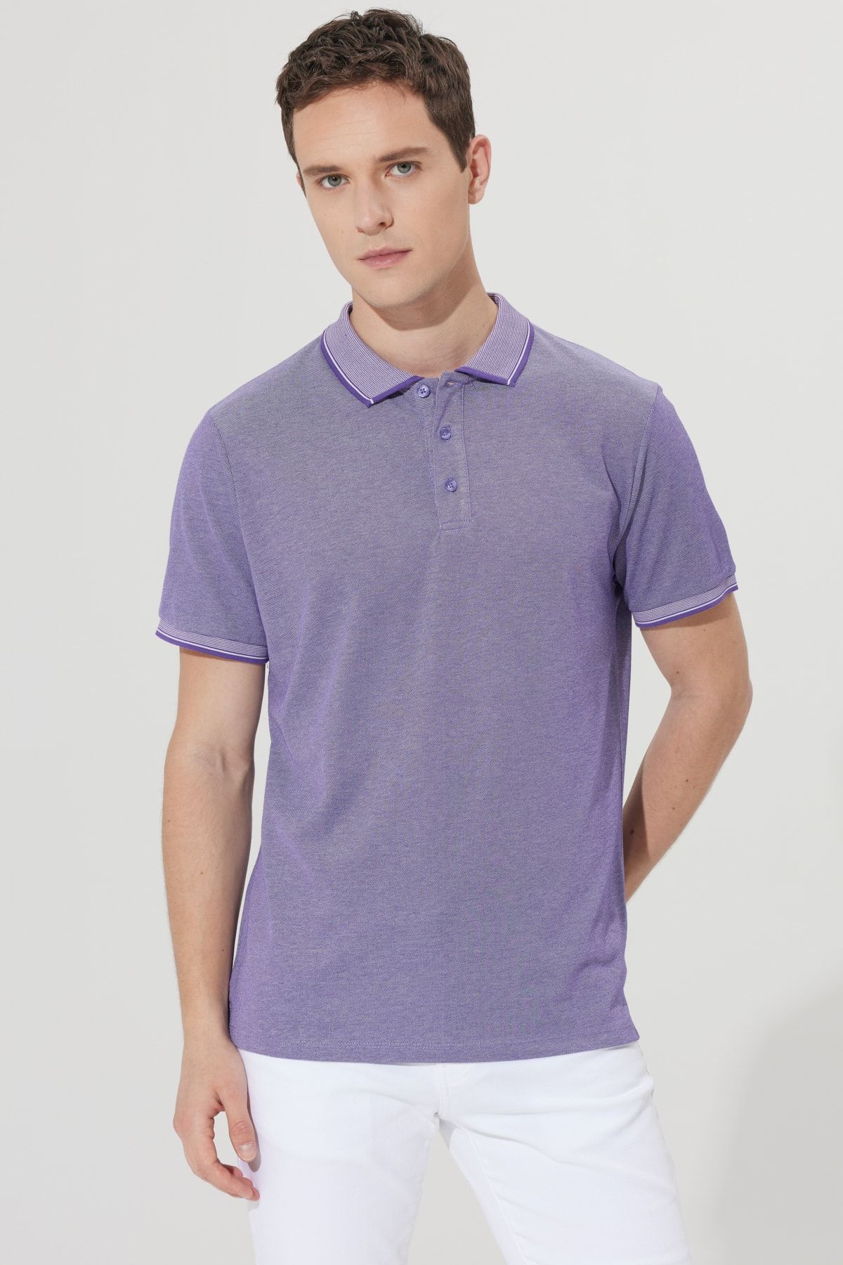 AC&Co / Altınyıldız Classics Erkek Çekmeyen Pamuklu Kumaş Slim Fit Dar Kesim Mor-Beyaz Kıvrılmaz Polo Yaka Tişört