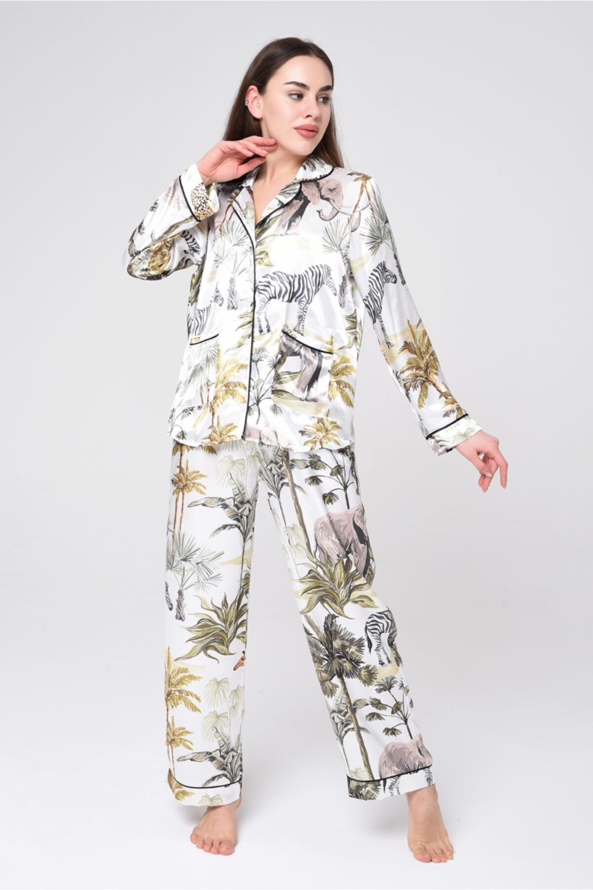 Bolder Kadın Beyaz Desenli Cep Detaylı Saten Pijama Takımı