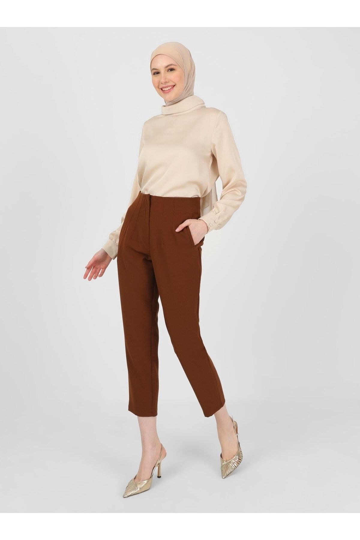 Refka Pens Detaylı Klasik Pantolon - Kahverengi - Woman
