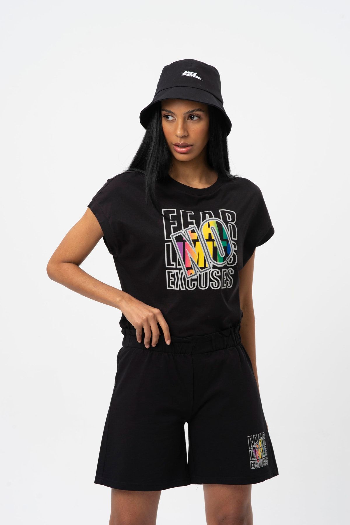 No Fear Baskılı Tshirt Beli Pileli Lastikli Kadın Şort Ikili Takım Nfr-w50077 Siyah