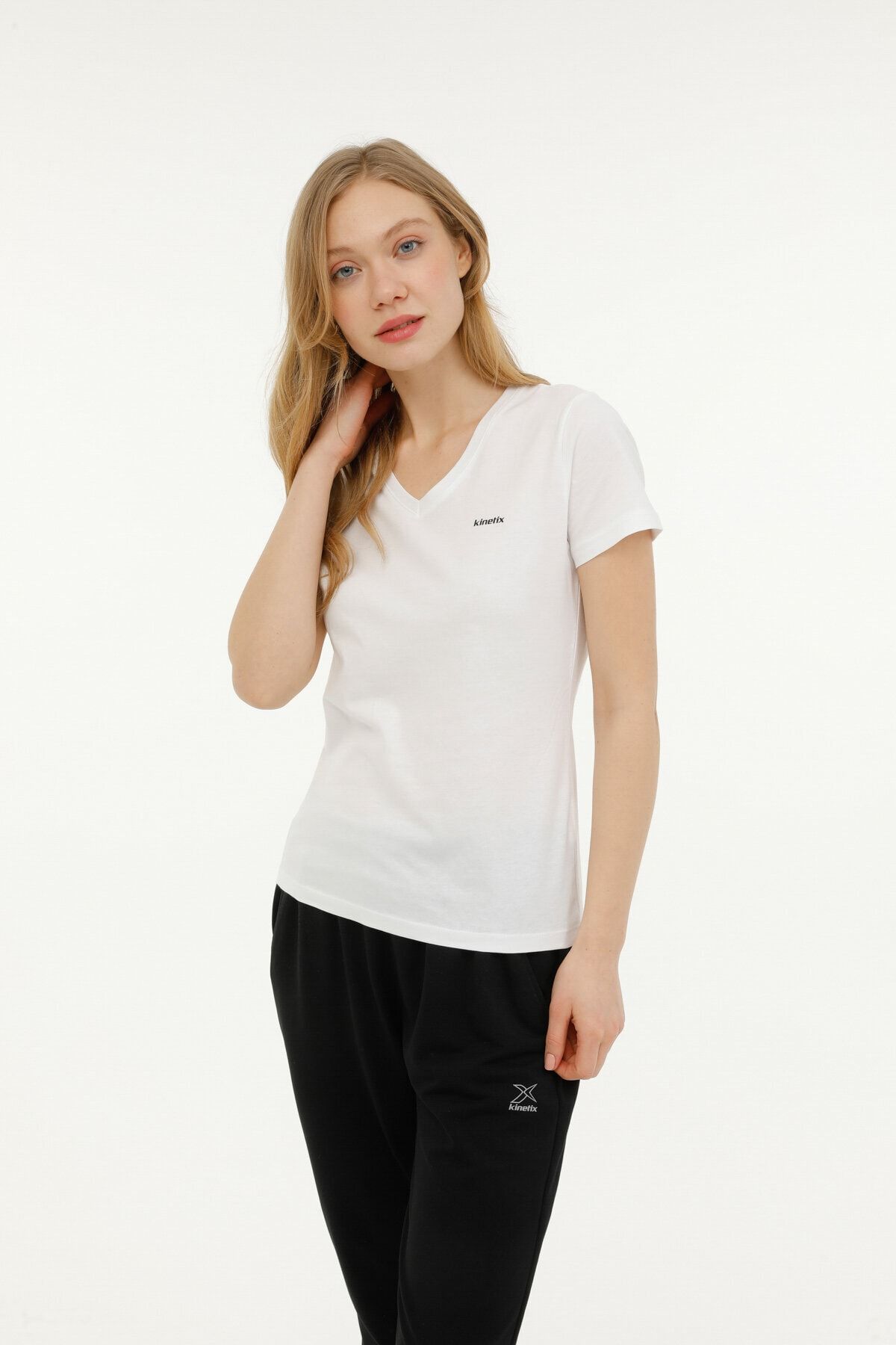 Kinetix W-sn227 Basıc V Neck T-sh Beyaz Kadın Kısa Kol T-shirt