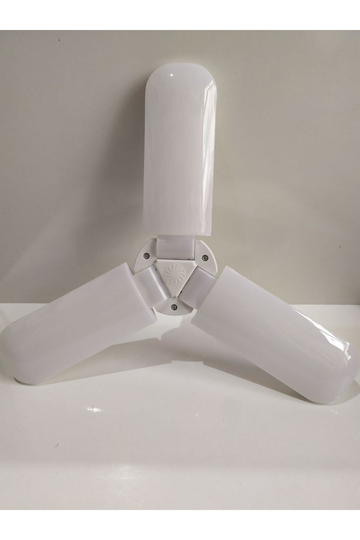 SELDUR 3 Kanatlı Led Fan Ampul