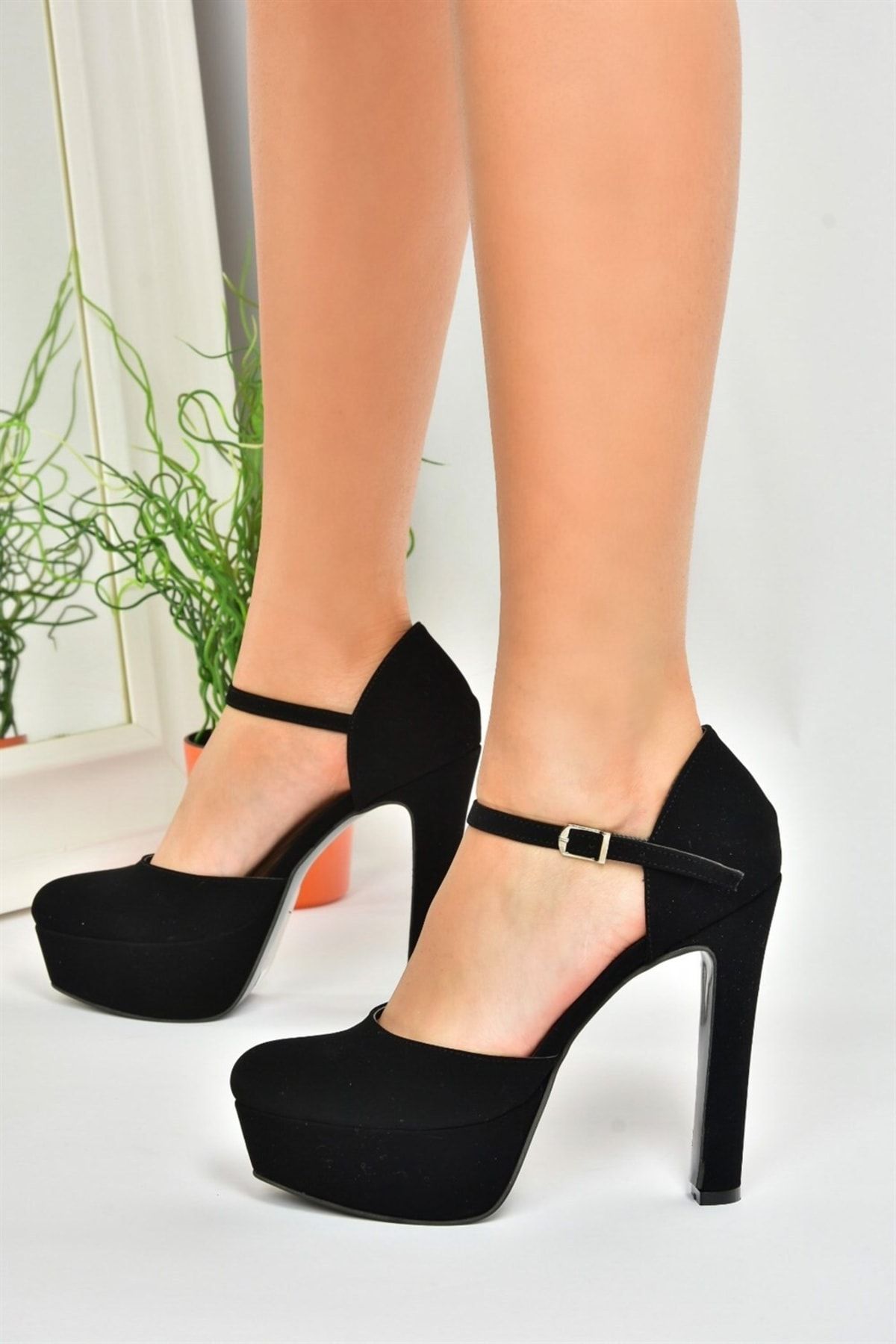Fox Shoes Siyah Nubuk Platform Kalın Yüksek Topuklu Kadın Ayakkabı M246002101