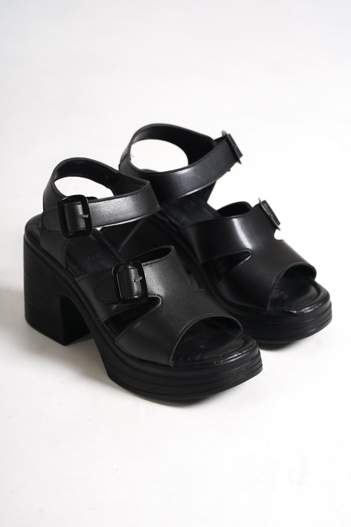 Shoesers Kadın Kalın Platform Topuklu Çift Bantlı Sandalet