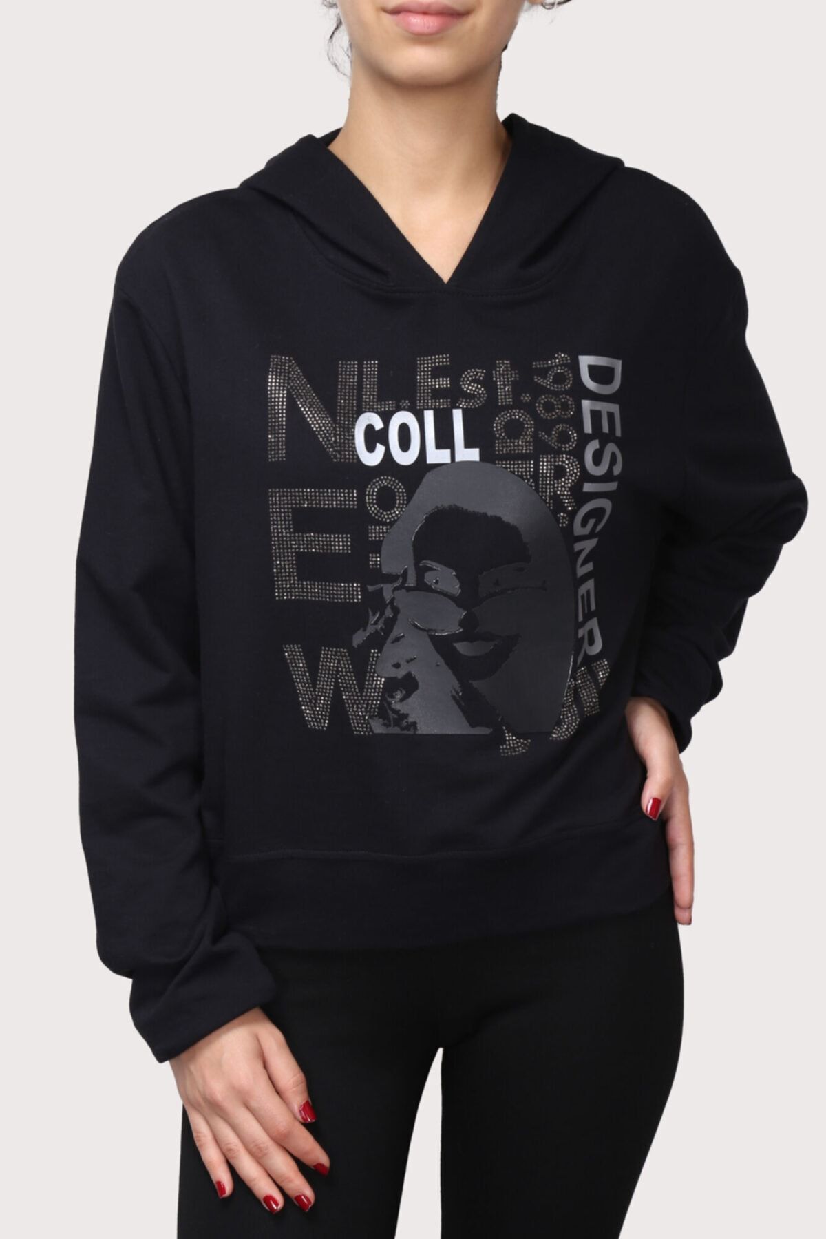 NewDesigner Kadın Siyah Kristal Yazılı Gözlüklü Deri Baskılı Sweatshirt