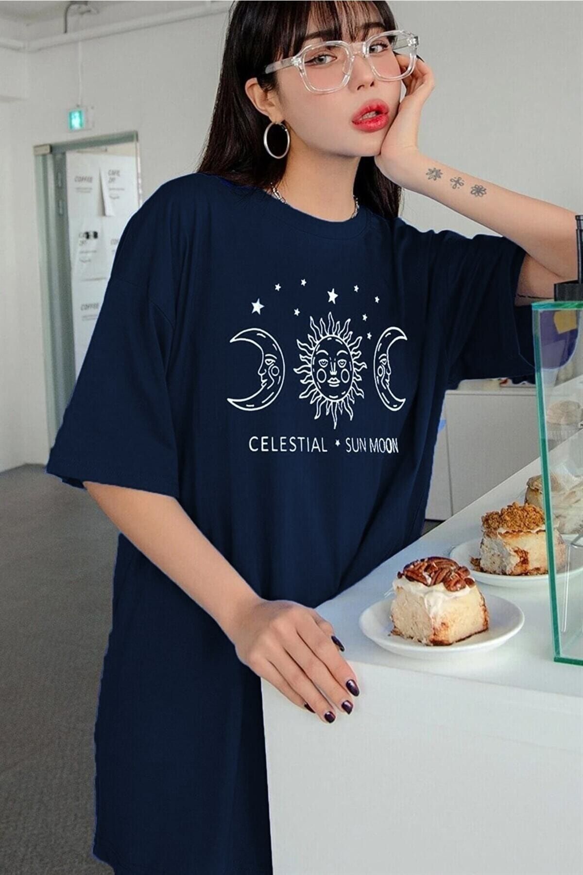 MOONBULL Kadın Oversize Lacivert Ay Baskılı T-shirt