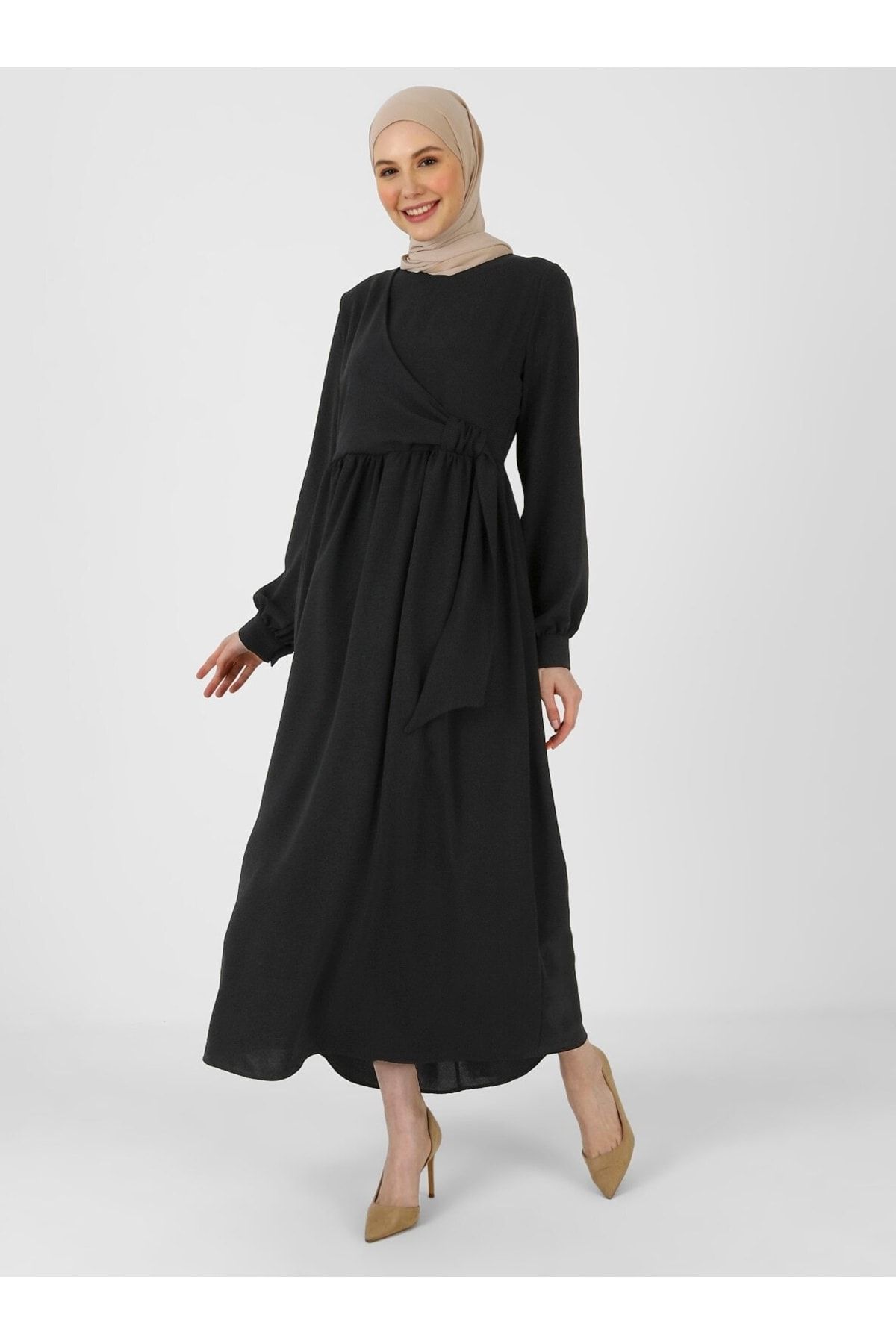 Refka Belde Bağlama Detaylı Tesettür Elbise - Siyah - Woman