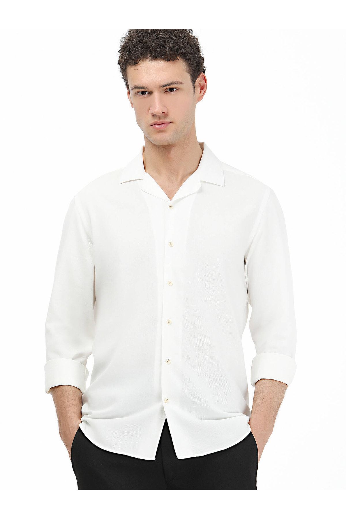 Kip Beyaz Düz Regular Fit Dokuma Klasik Pamuk Karışımlı Gömlek