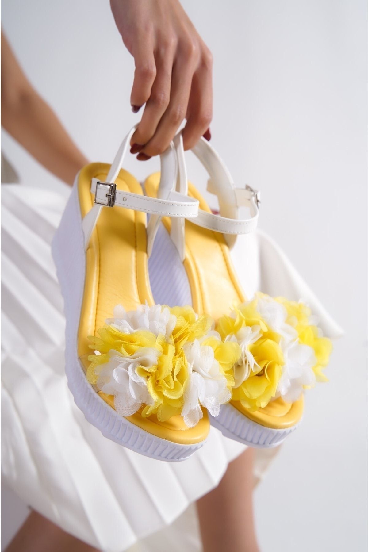 POLO PRESTIGE Esila-s Sarı Çiçekli Kadın Platform Ayakkabı