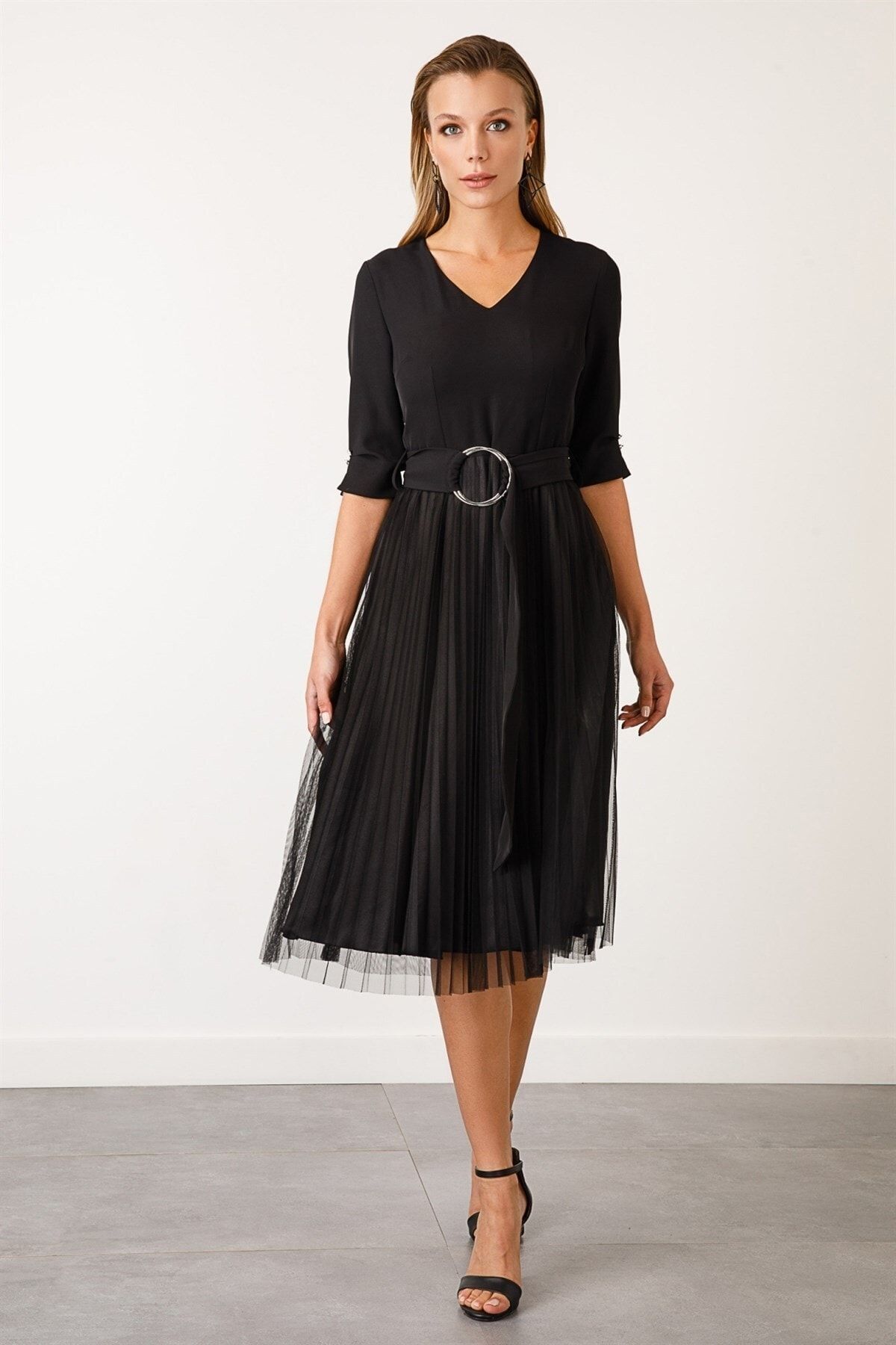 Ekol Kadın Siyah V Yaka Piliseli Elbise