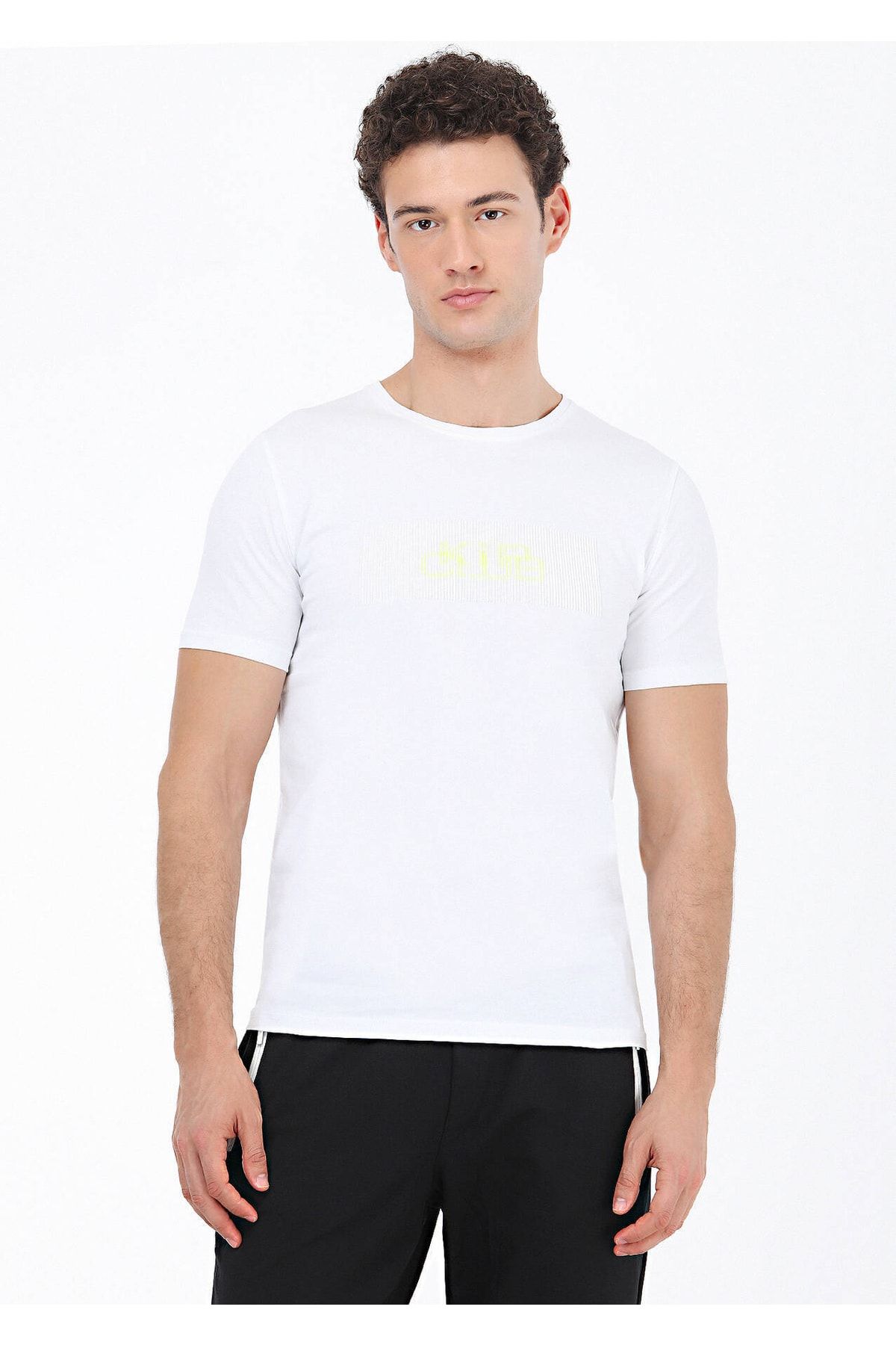 Kip Beyaz Baskılı Bisiklet Yaka %100 Pamuk T-shirt