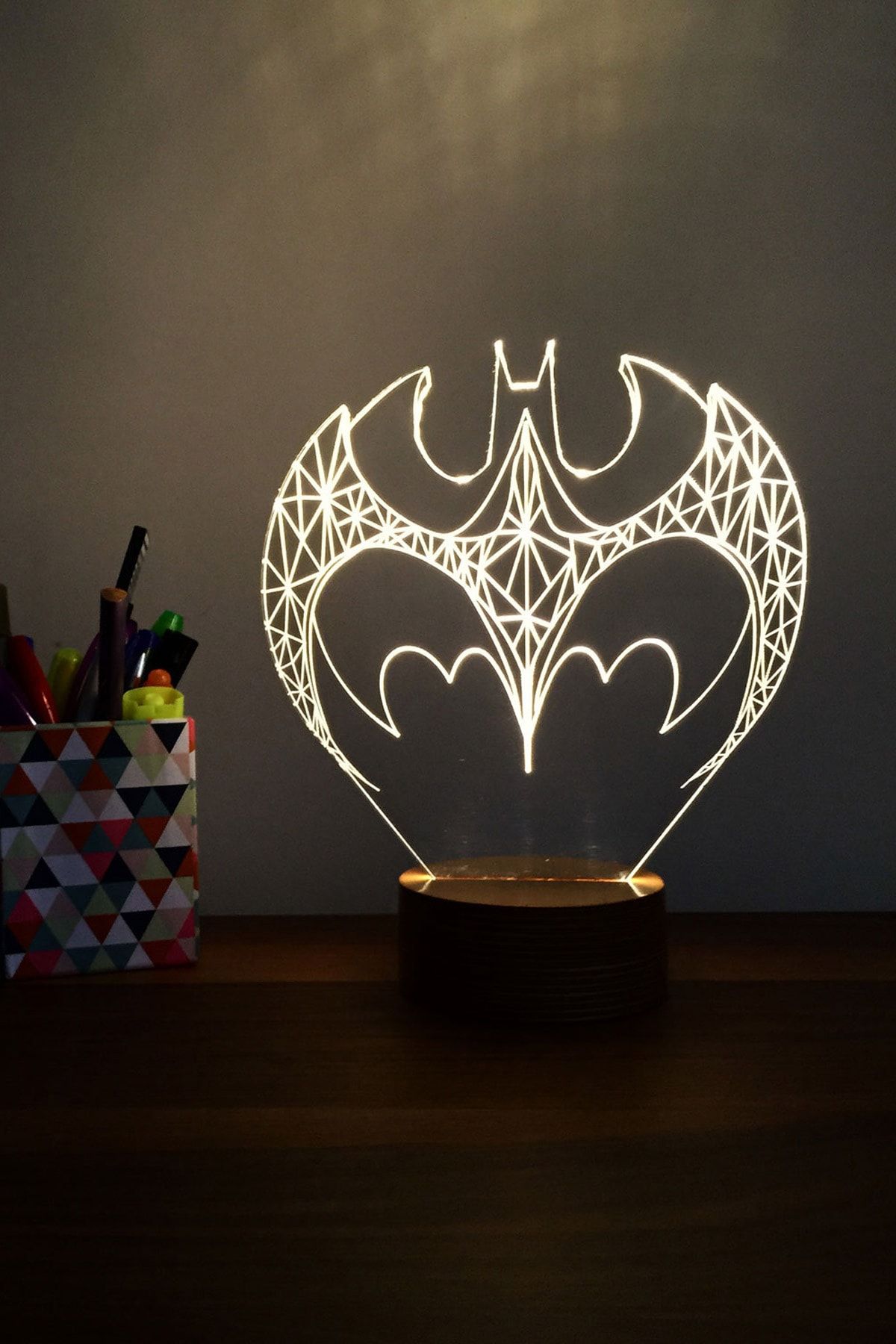 BY-LAMP Batman Led Masa Lambası Ahşap Taban 7 Farklı Işık Renkli Hediye Dekoratif Aydınlatma